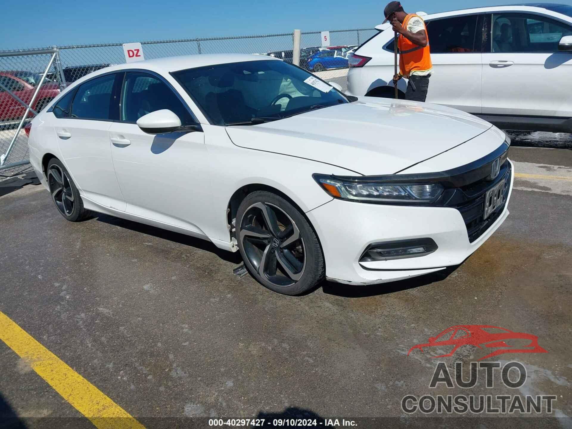 HONDA ACCORD 2018 - 1HGCV1F3XJA072035