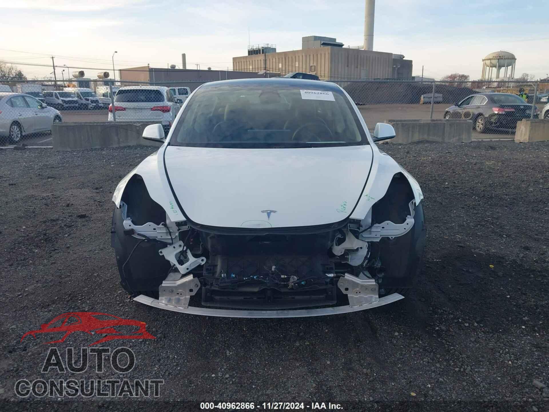 TESLA MODEL 3 2023 - 5YJ3E1EA0PF467503