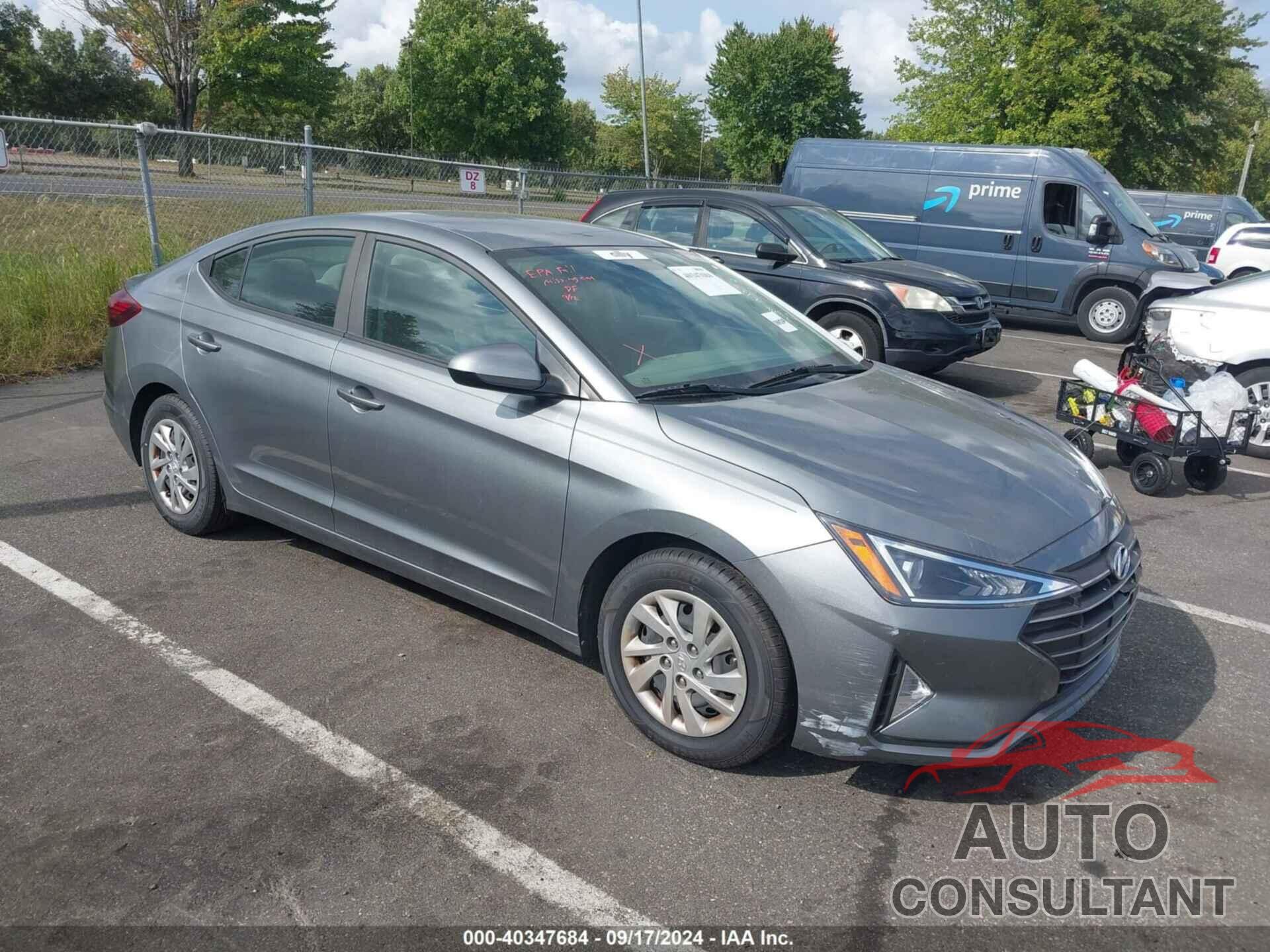 HYUNDAI ELANTRA 2019 - KMHD74LF1KU815996