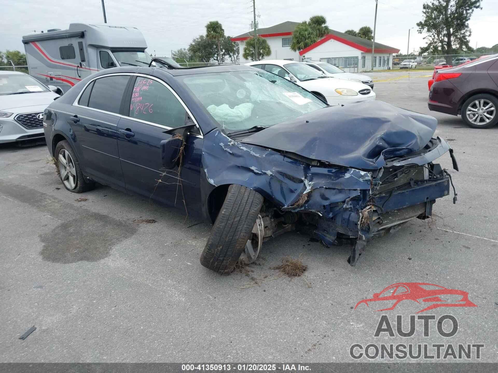 CHEVROLET MALIBU 2011 - 1G1ZD5E17BF178426