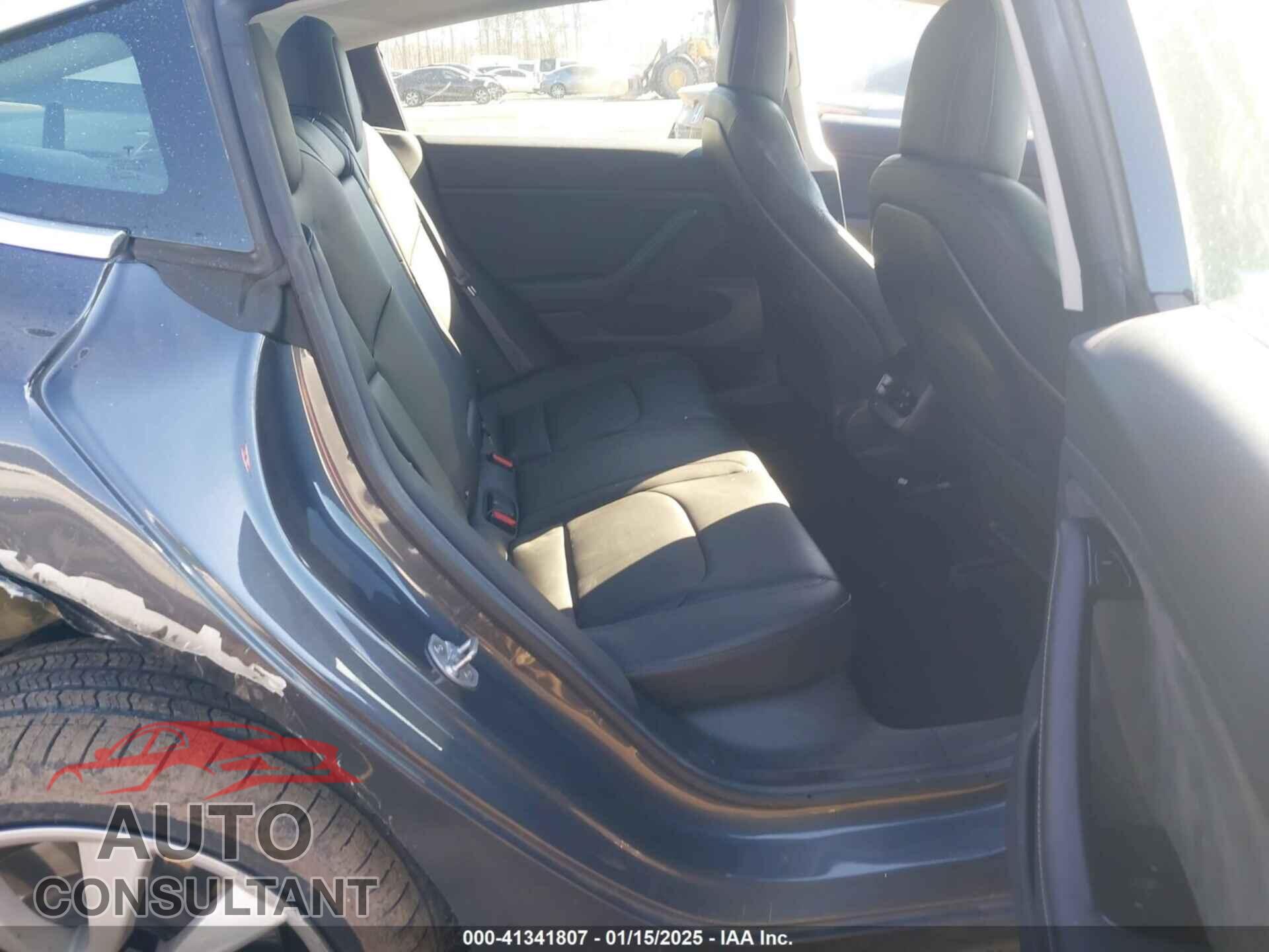 TESLA MODEL 3 2018 - 5YJ3E1EA9JF020031