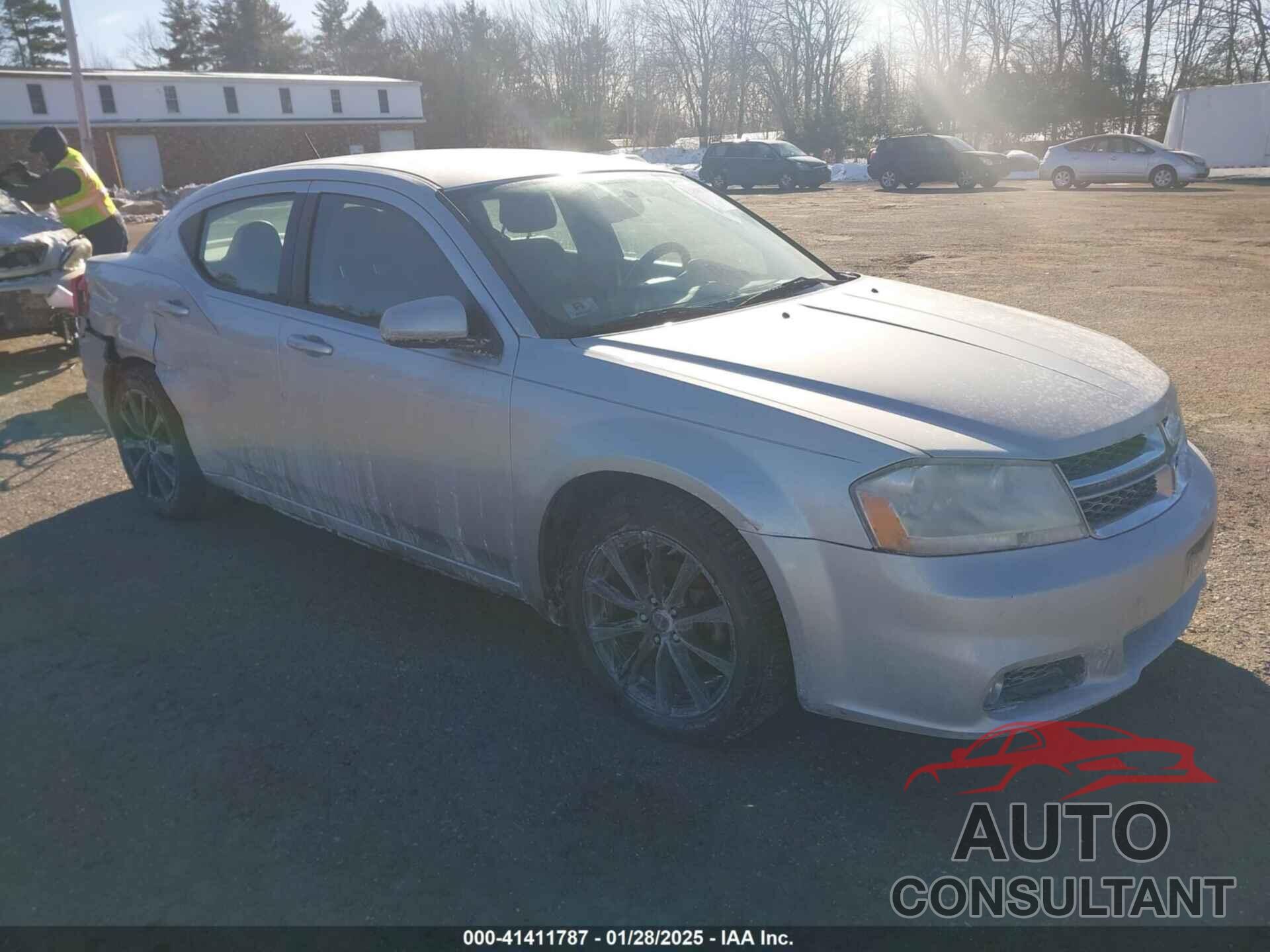 DODGE AVENGER 2011 - 1B3BD2FG4BN598419