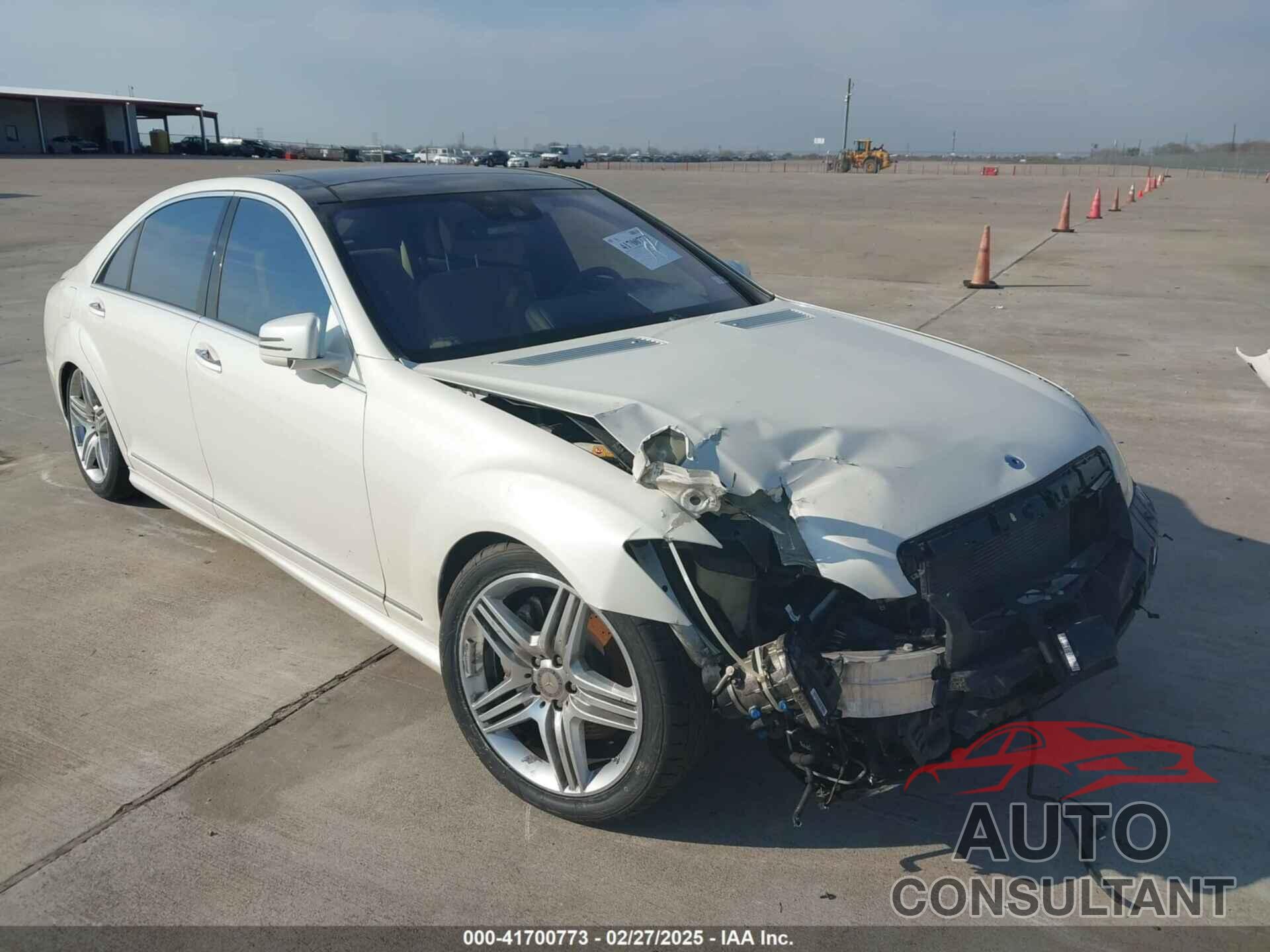 MERCEDES-BENZ S 550 2013 - WDDNG7DB4DA515224