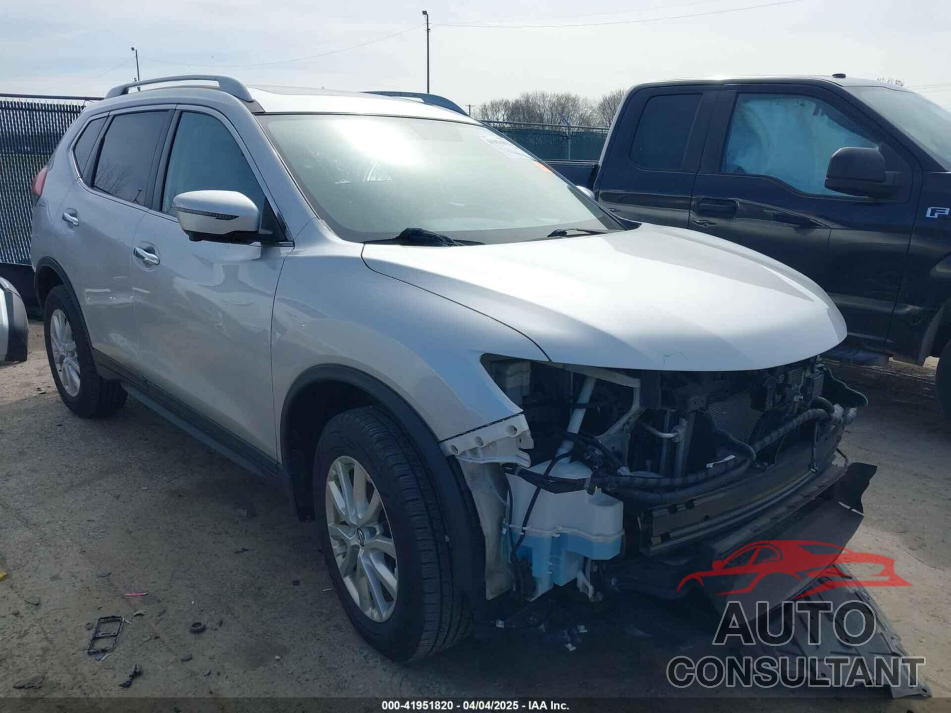 NISSAN ROGUE 2018 - 5N1AT2MV0JC852034