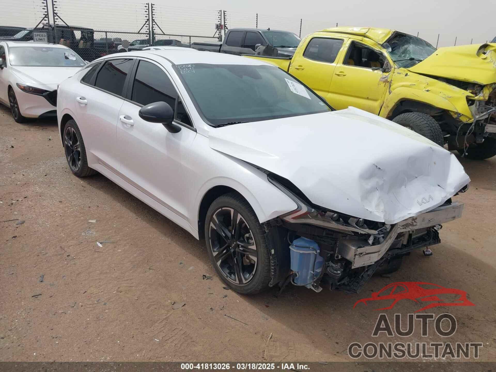 KIA K5 2023 - 5XXG64J23PG210833