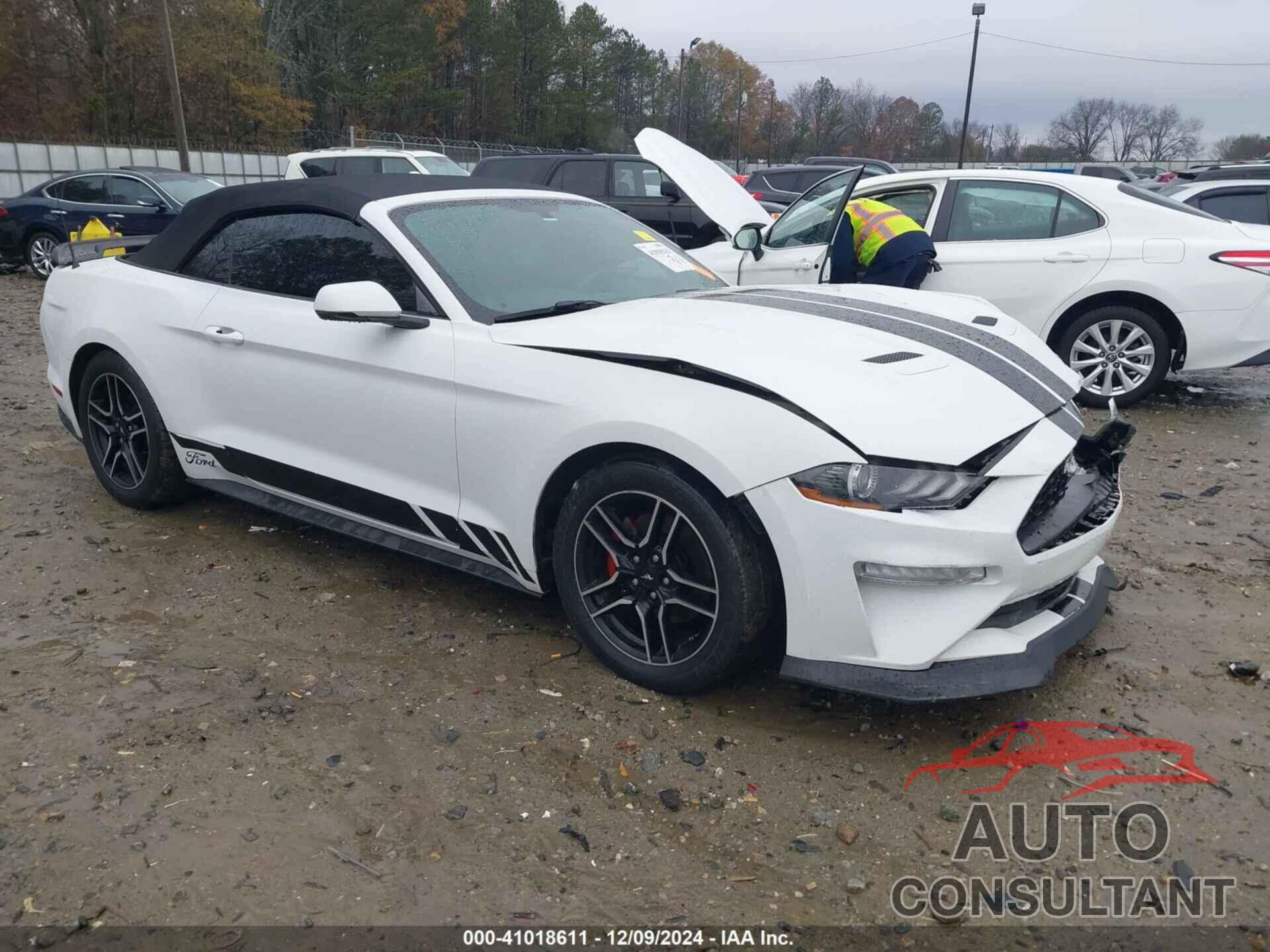 FORD MUSTANG 2018 - 1FATP8UHXJ5132801