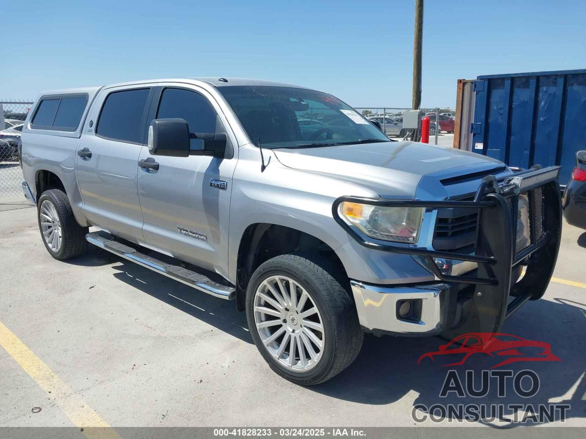 TOYOTA TUNDRA 2014 - 5TFDW5F11EX401181