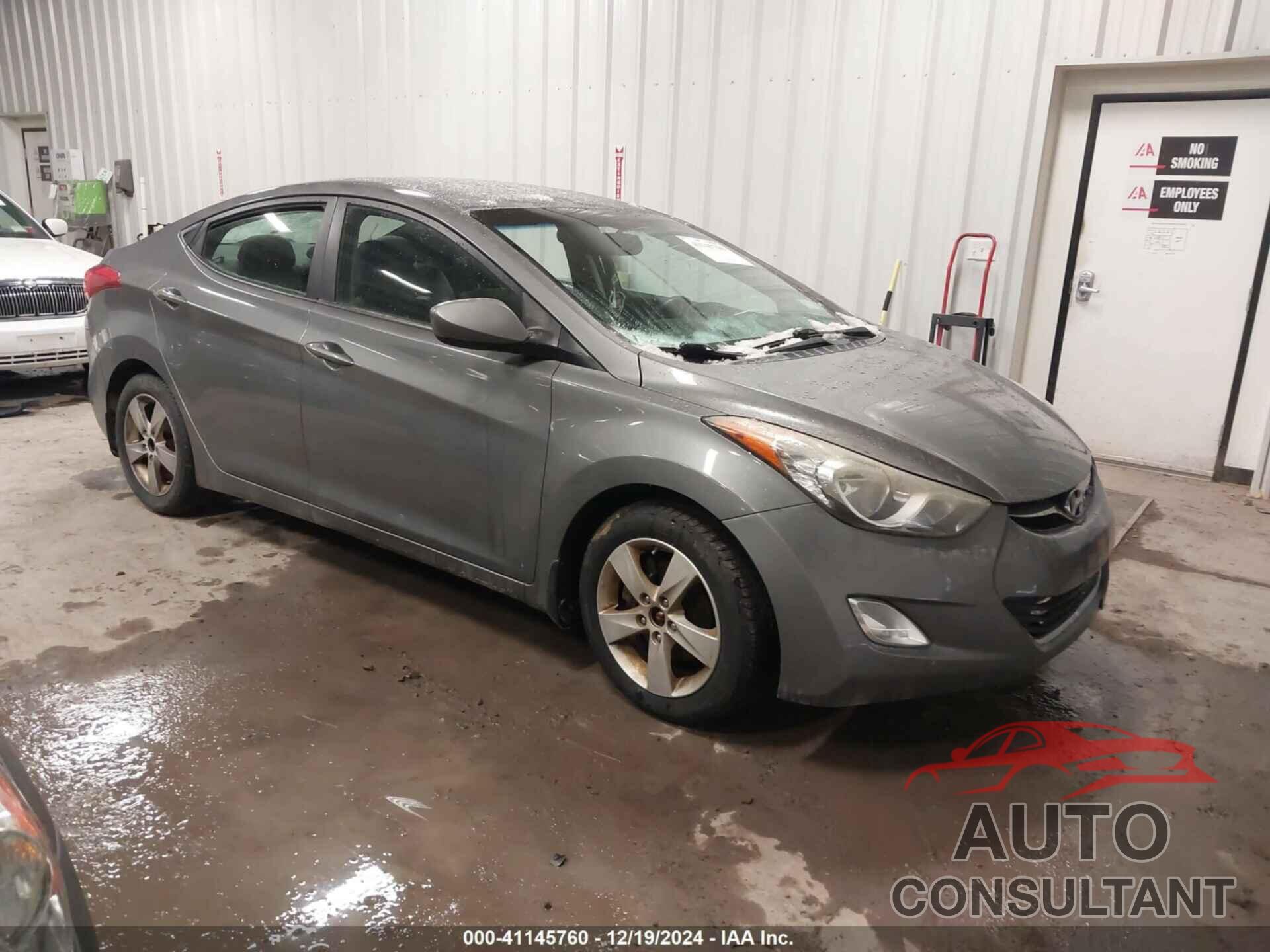 HYUNDAI ELANTRA 2012 - 5NPDH4AE7CH139528