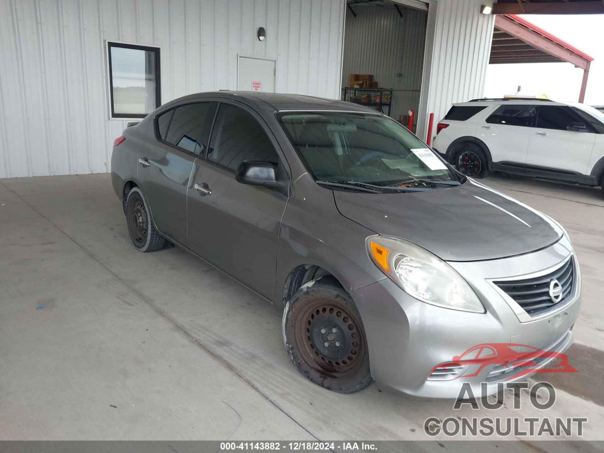 NISSAN VERSA 2014 - 3N1CN7APXEL829125