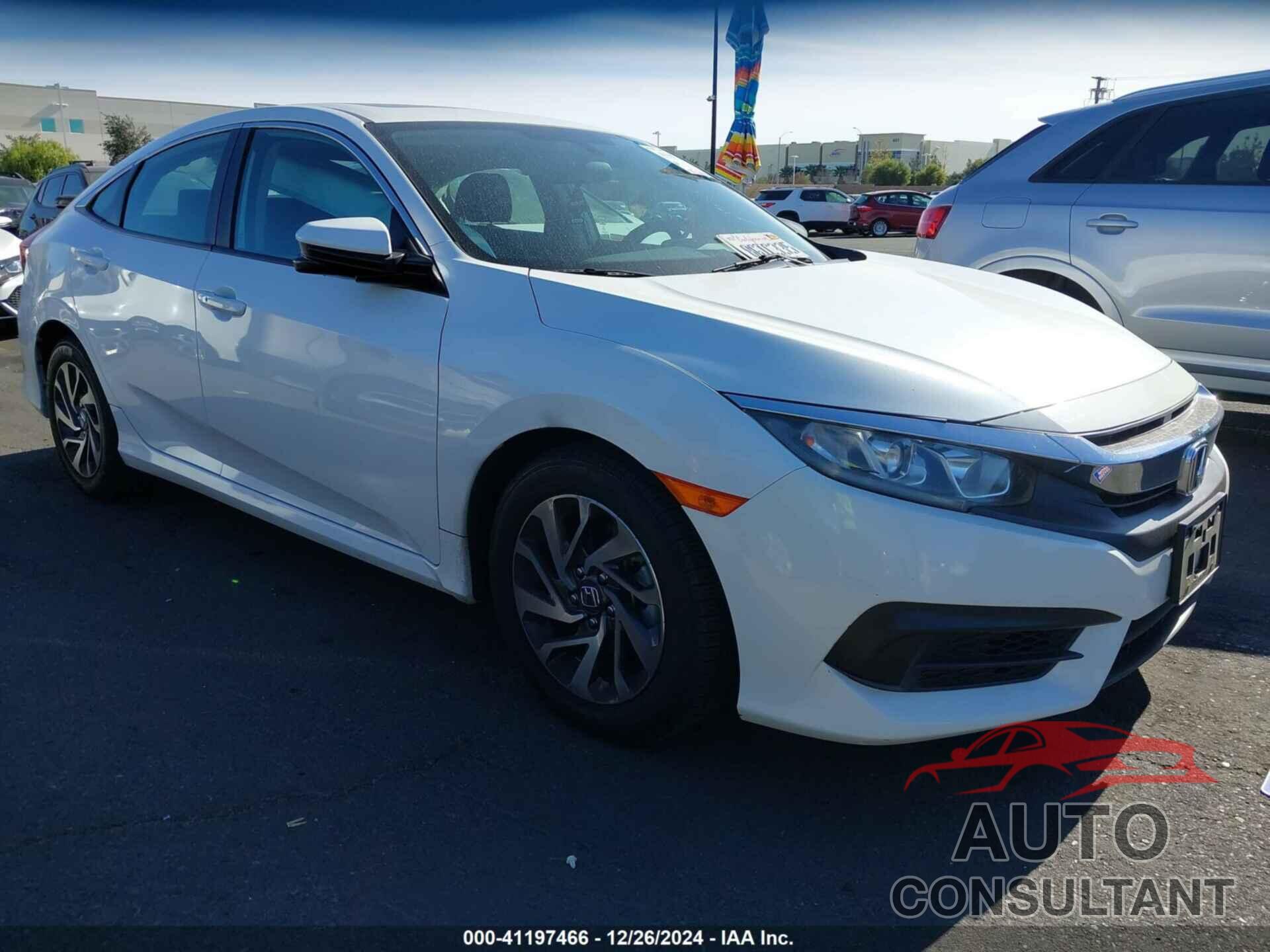 HONDA CIVIC 2018 - 19XFC2F78JE207570