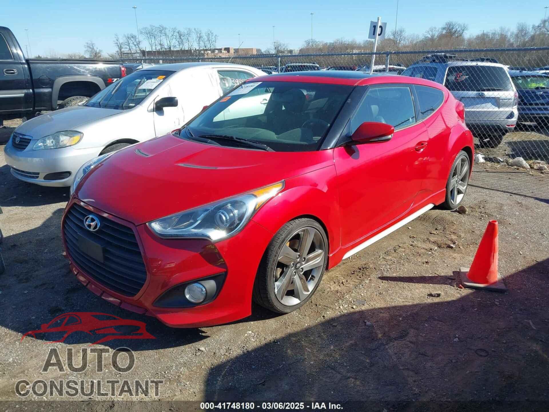 HYUNDAI VELOSTER 2013 - KMHTC6AE8DU103078