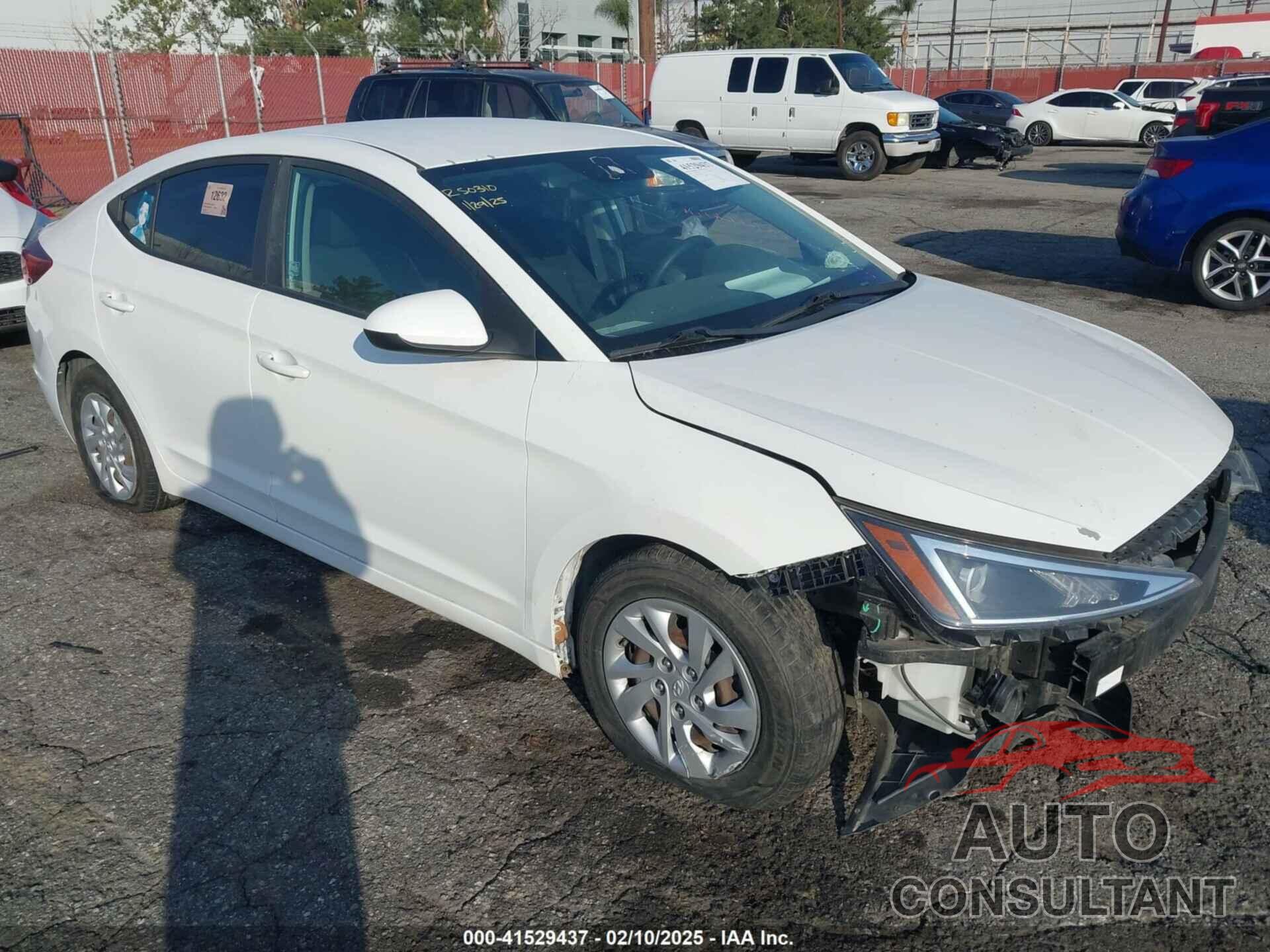 HYUNDAI ELANTRA 2019 - 5NPD74LF3KH454978