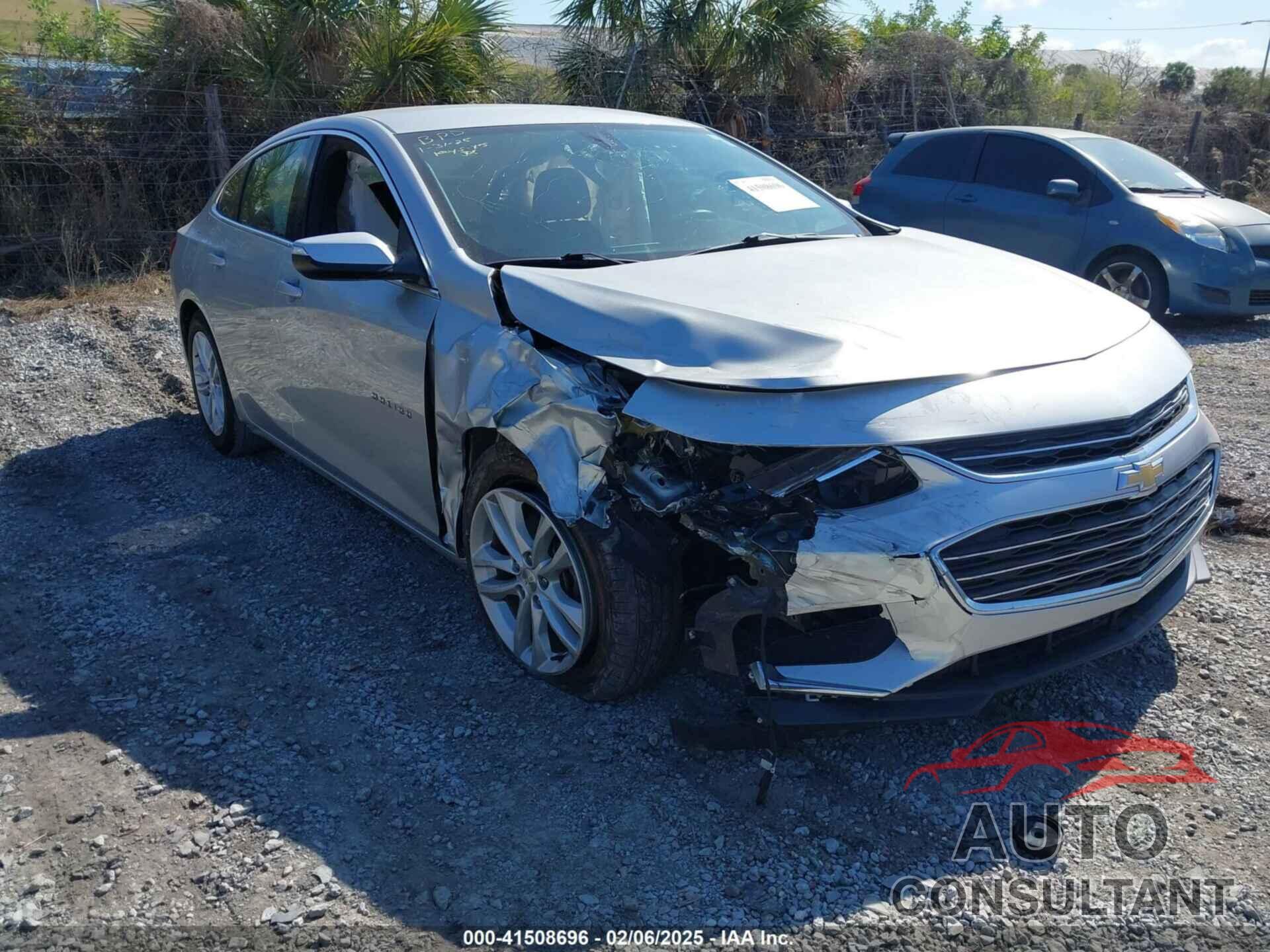 CHEVROLET MALIBU 2017 - 1G1ZE5ST7HF207127