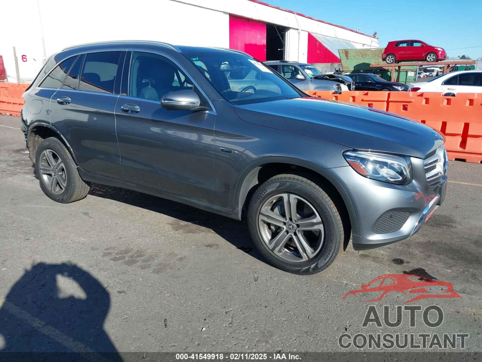 MERCEDES-BENZ GLC 350E 2019 - WDC0G5EB7KF619675