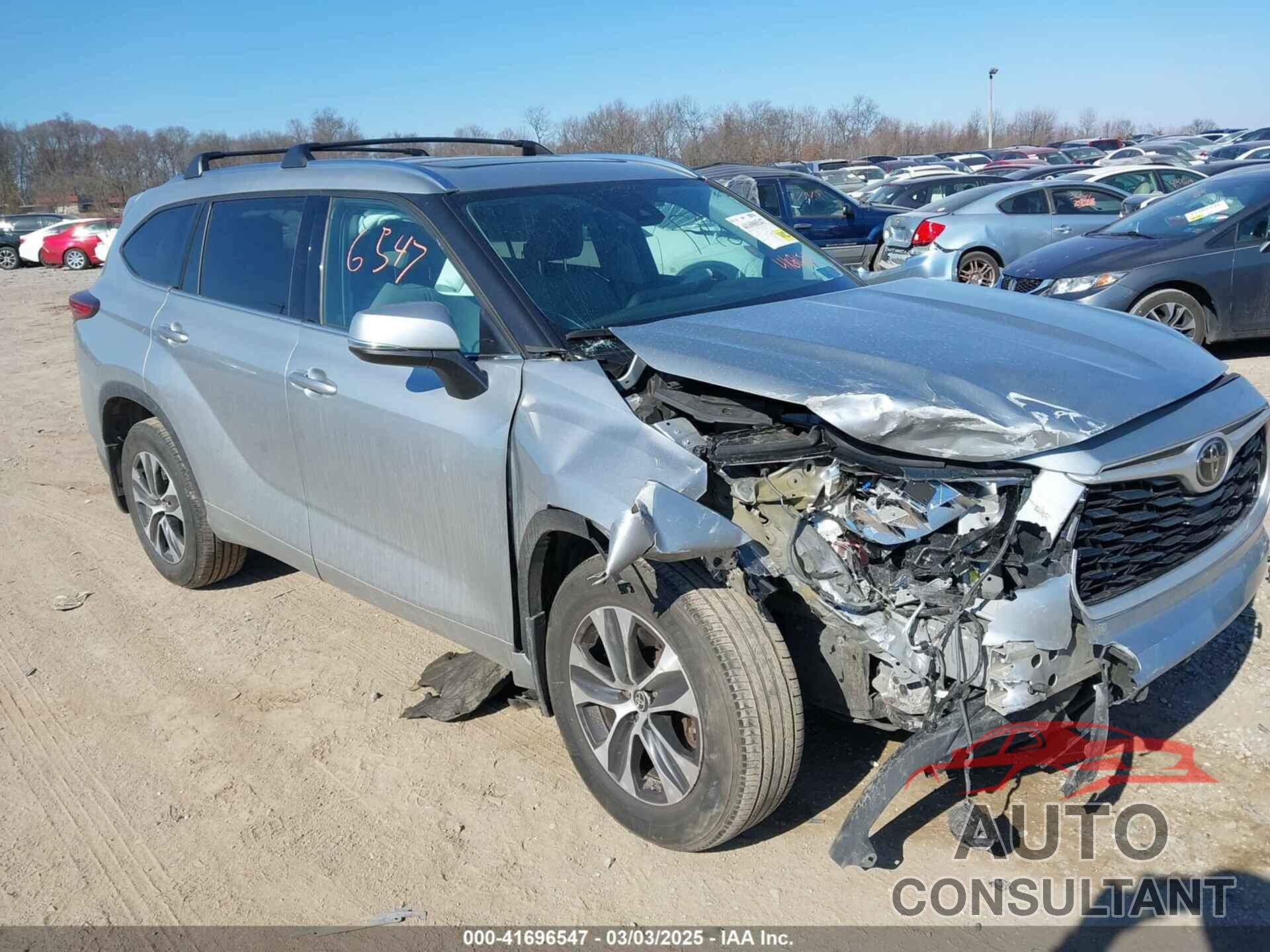 TOYOTA HIGHLANDER 2020 - 5TDHZRBH4LS003176