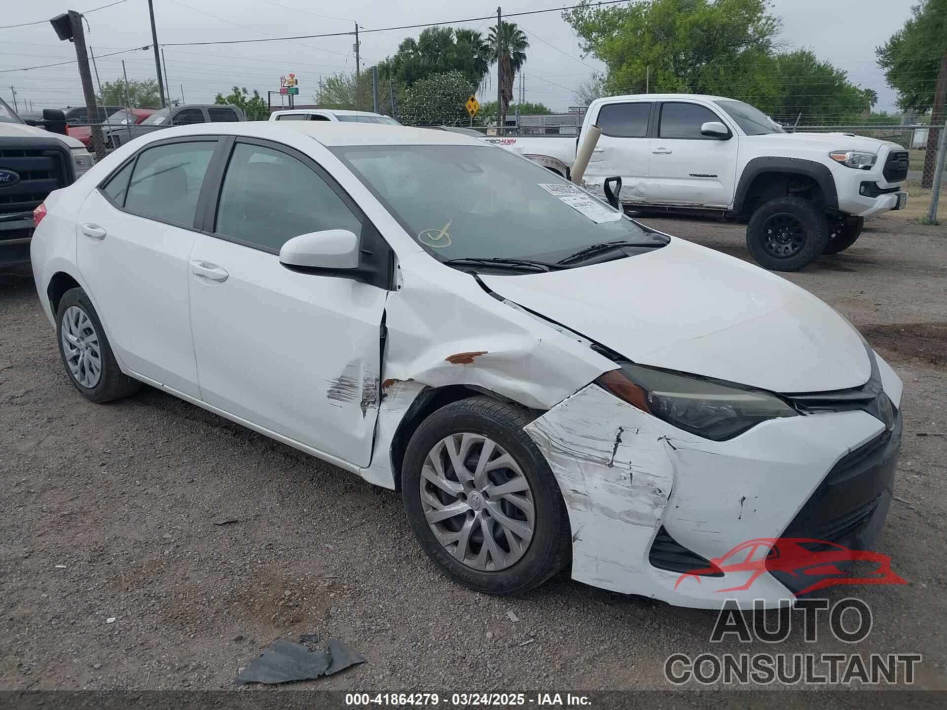 TOYOTA COROLLA 2017 - 5YFBURHE2HP677831