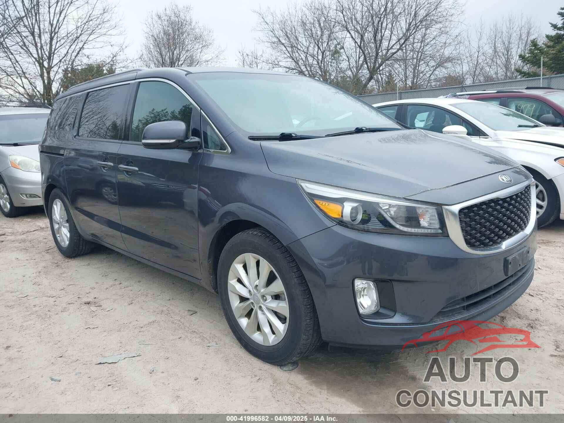 KIA SEDONA 2015 - KNDMC5C12F6023571