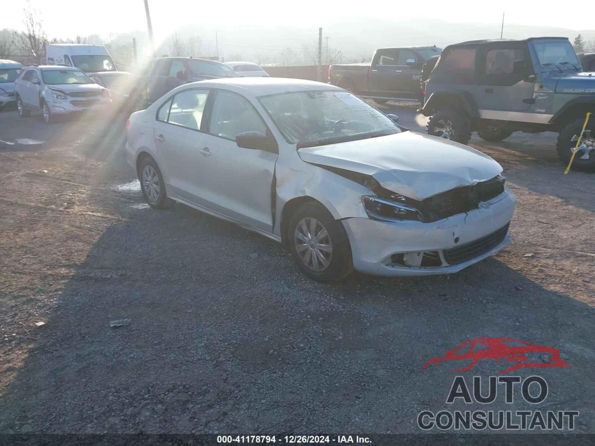 VOLKSWAGEN JETTA 2011 - 3VW2K7AJ9BM330137