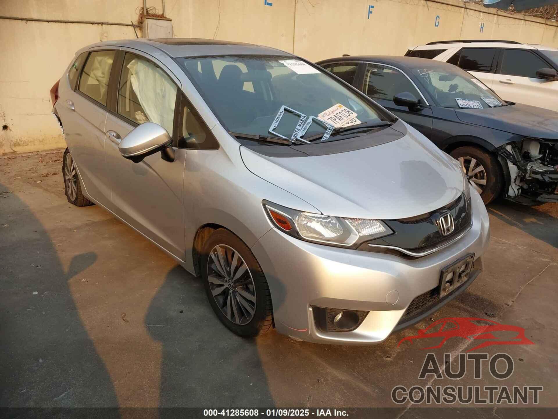 HONDA FIT 2016 - JHMGK5H75GX000860