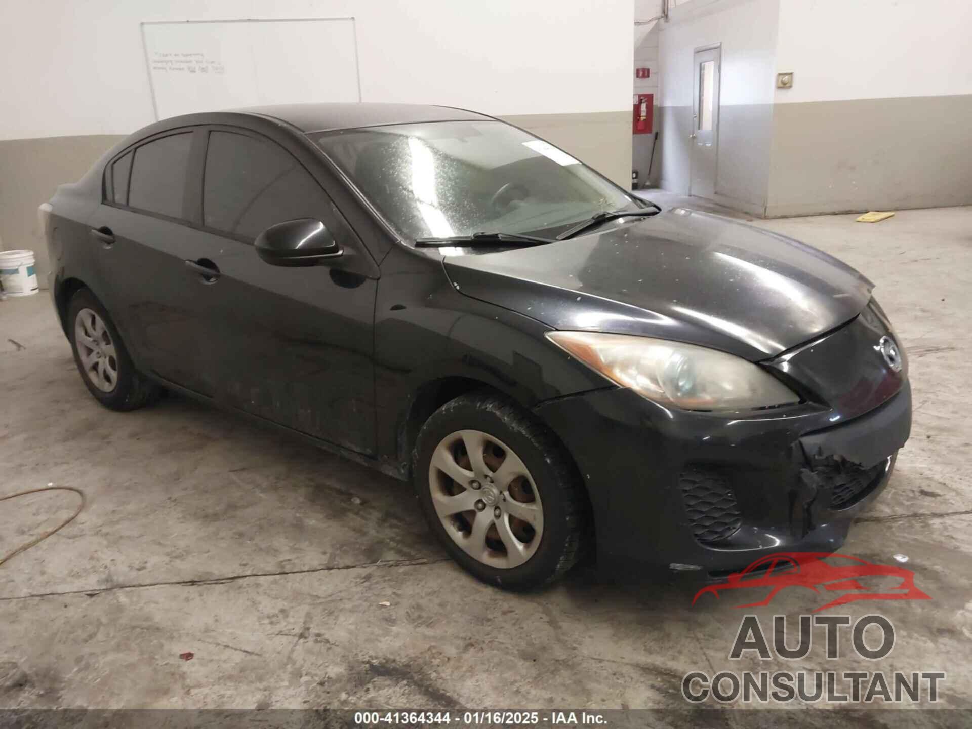 MAZDA MAZDA3 2013 - JM1BL1U7XD1762121