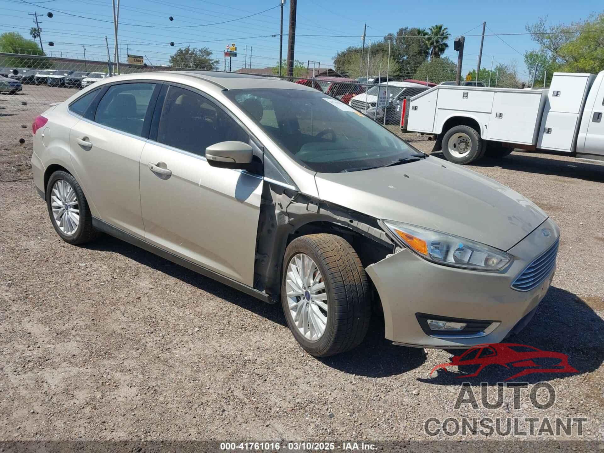 FORD FOCUS 2018 - 1FADP3J27JL252963