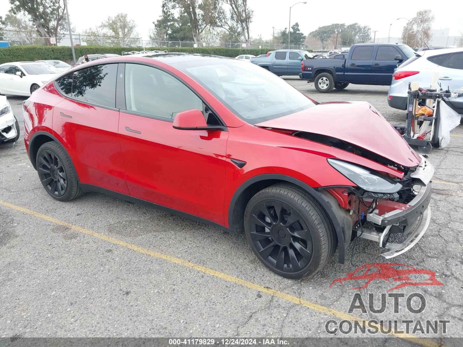 TESLA MODEL Y 2023 - 7SAYGDEE8PA185758