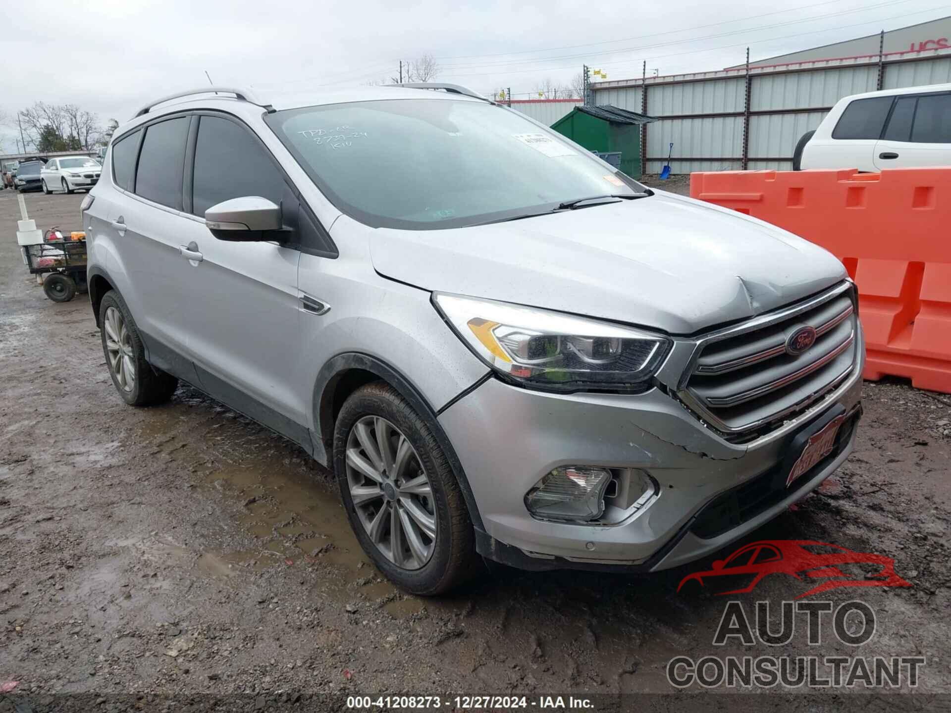 FORD ESCAPE 2018 - 1FMCU0J90JUC06262