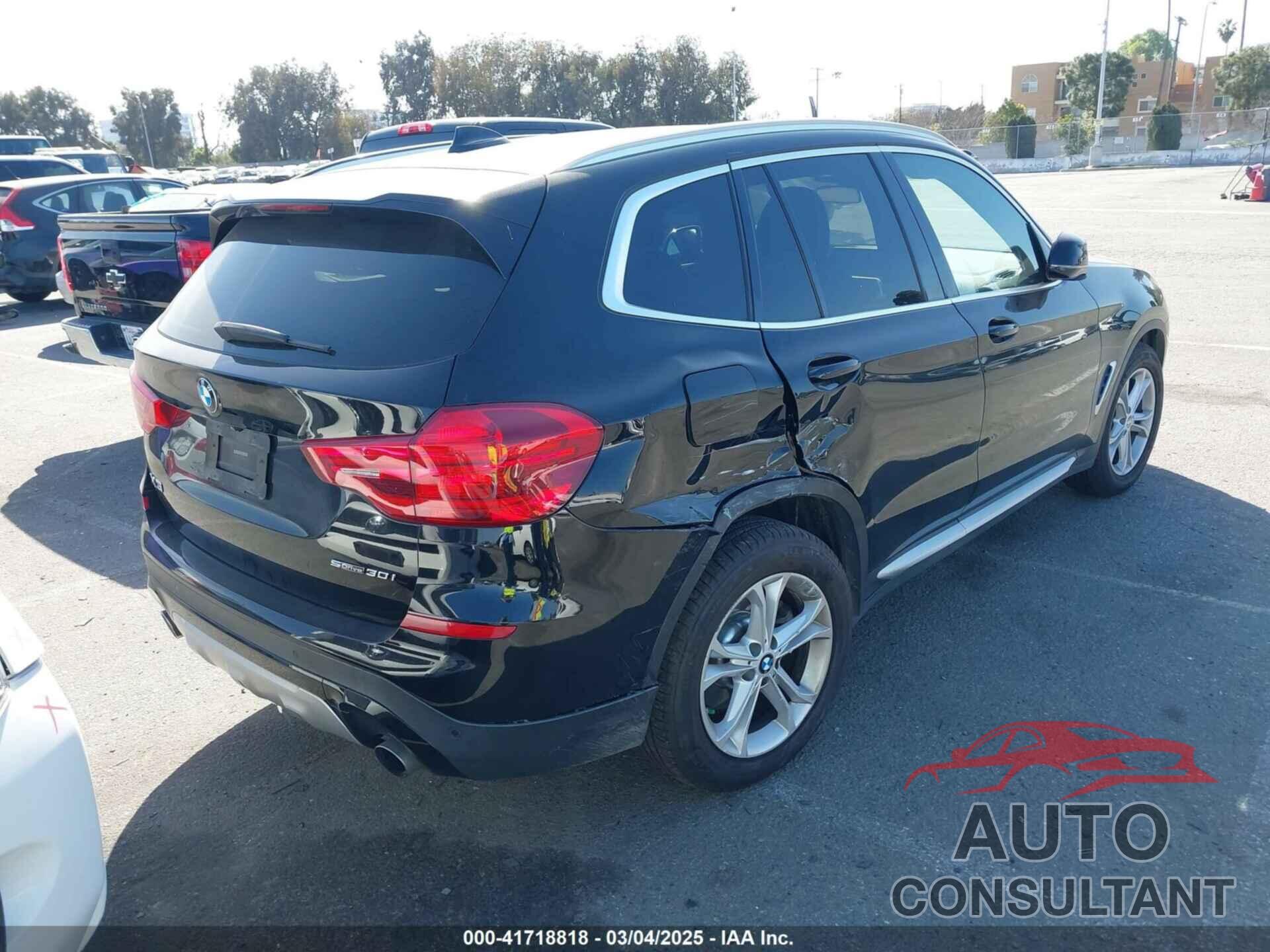 BMW X3 2019 - 5UXTR7C5XKLR51471
