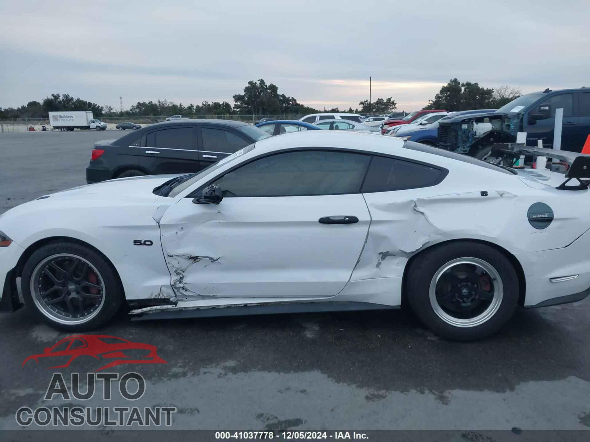 FORD MUSTANG 2019 - 1FA6P8CF5K5114950