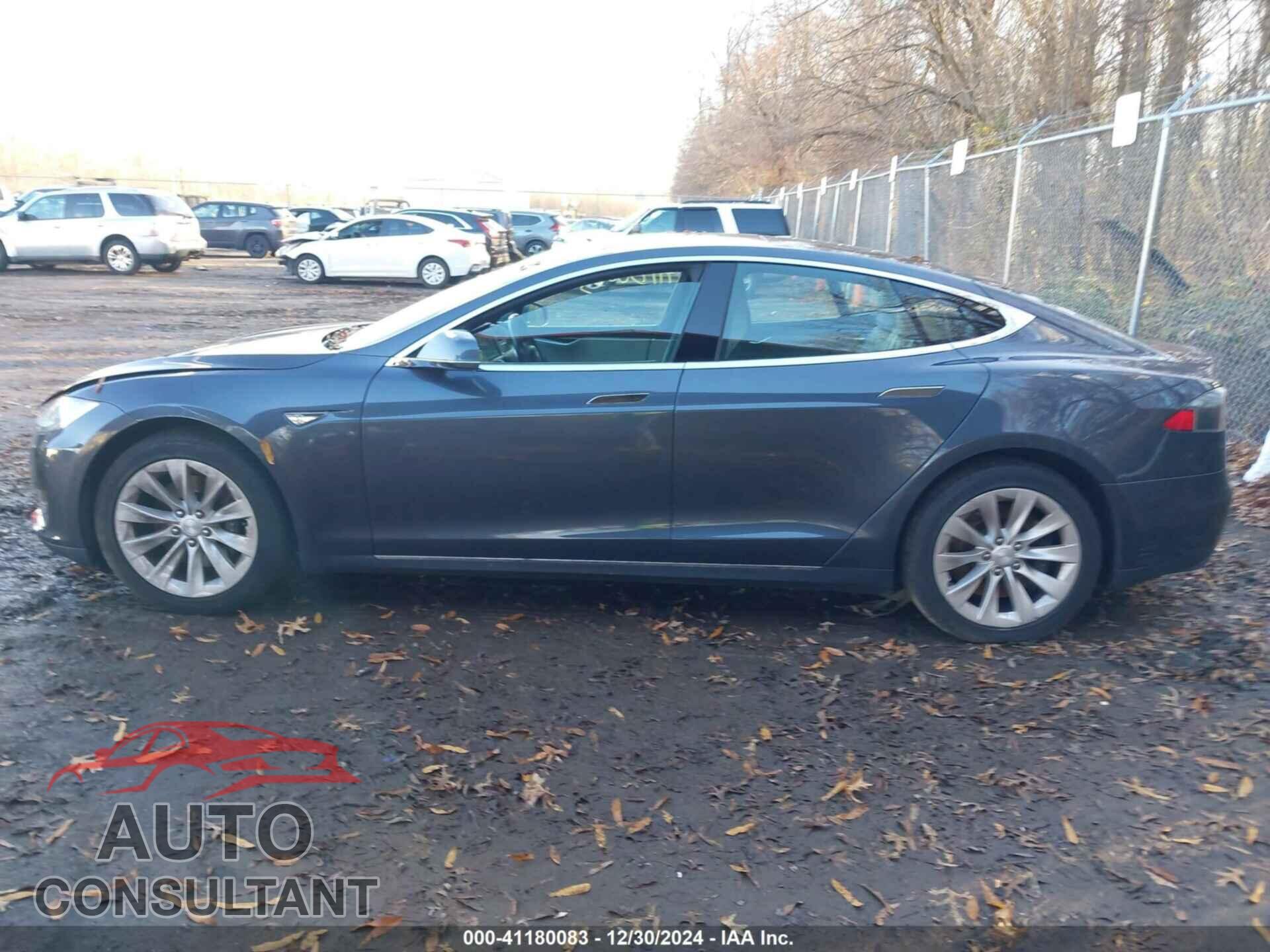 TESLA MODEL S 2015 - 5YJSA1E27FF119096