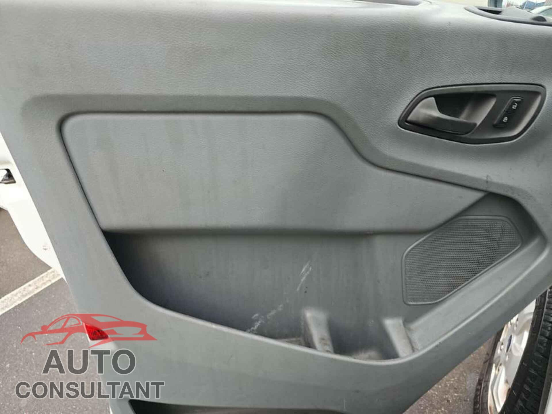 FORD TRANSIT 2017 - 1FTYR2ZM3HKA69856
