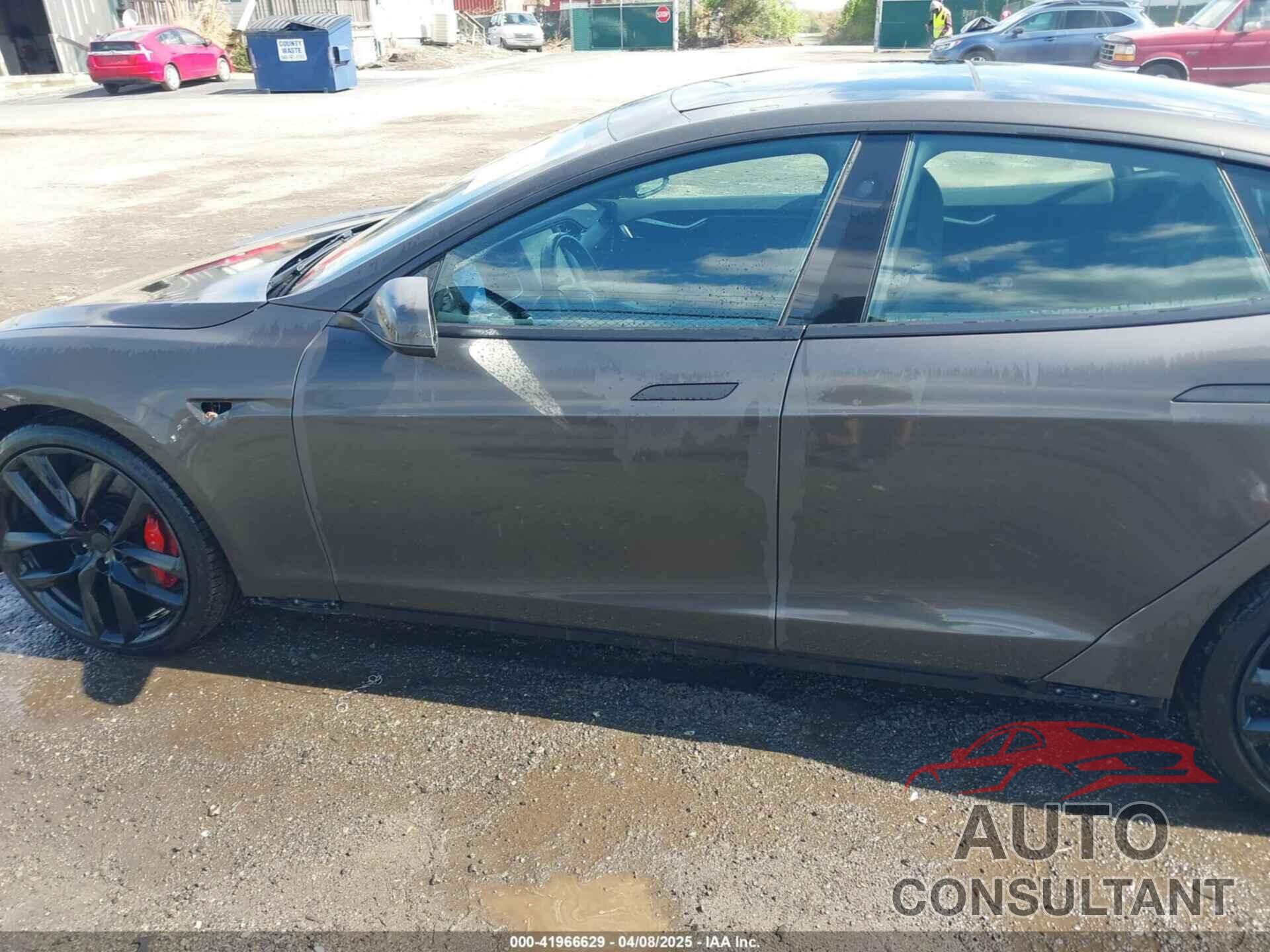 TESLA MODEL S 2018 - 5YJSA1E48JF268871