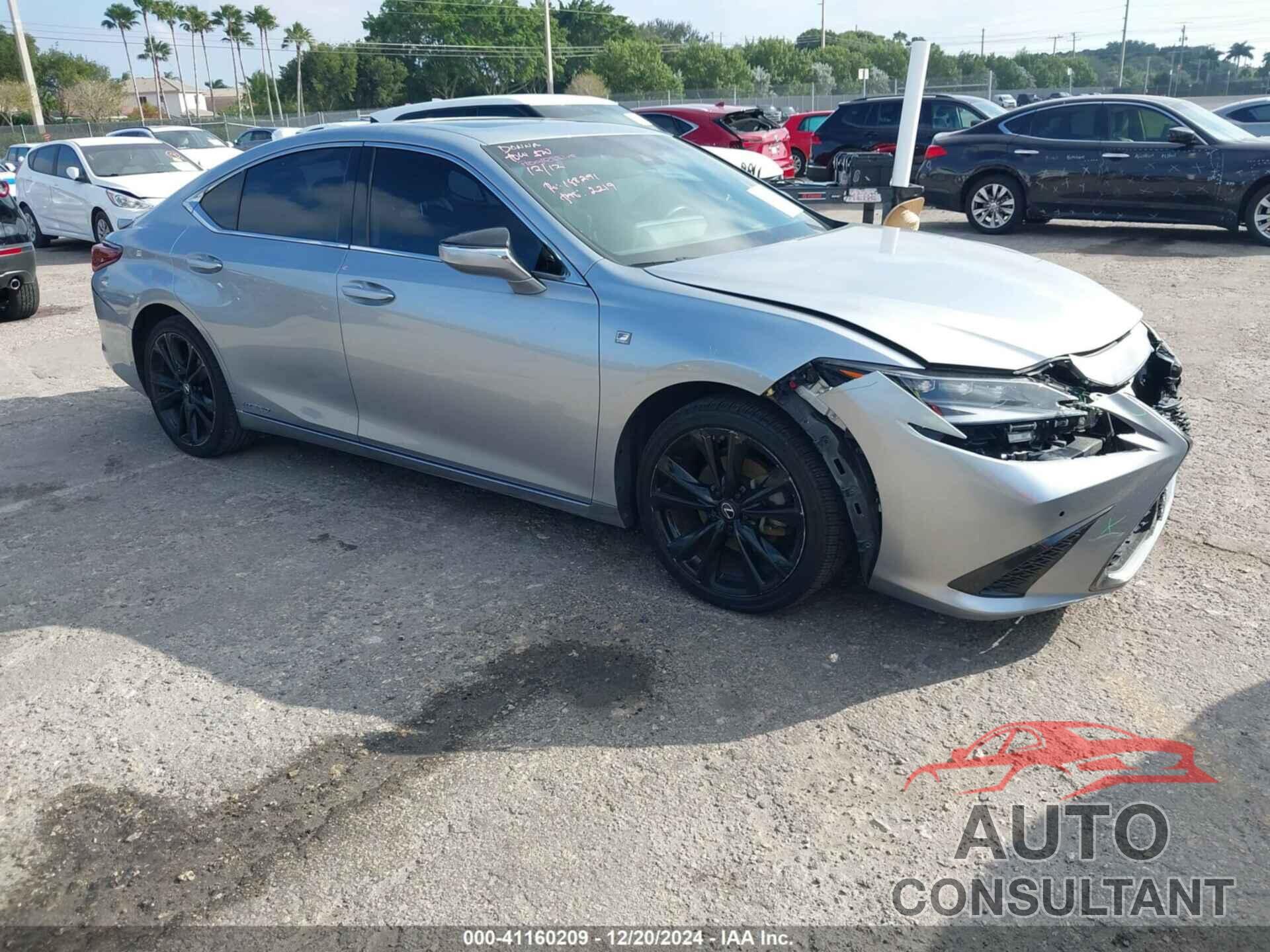 LEXUS ES 300H 2022 - 58AGA1C10NU013339