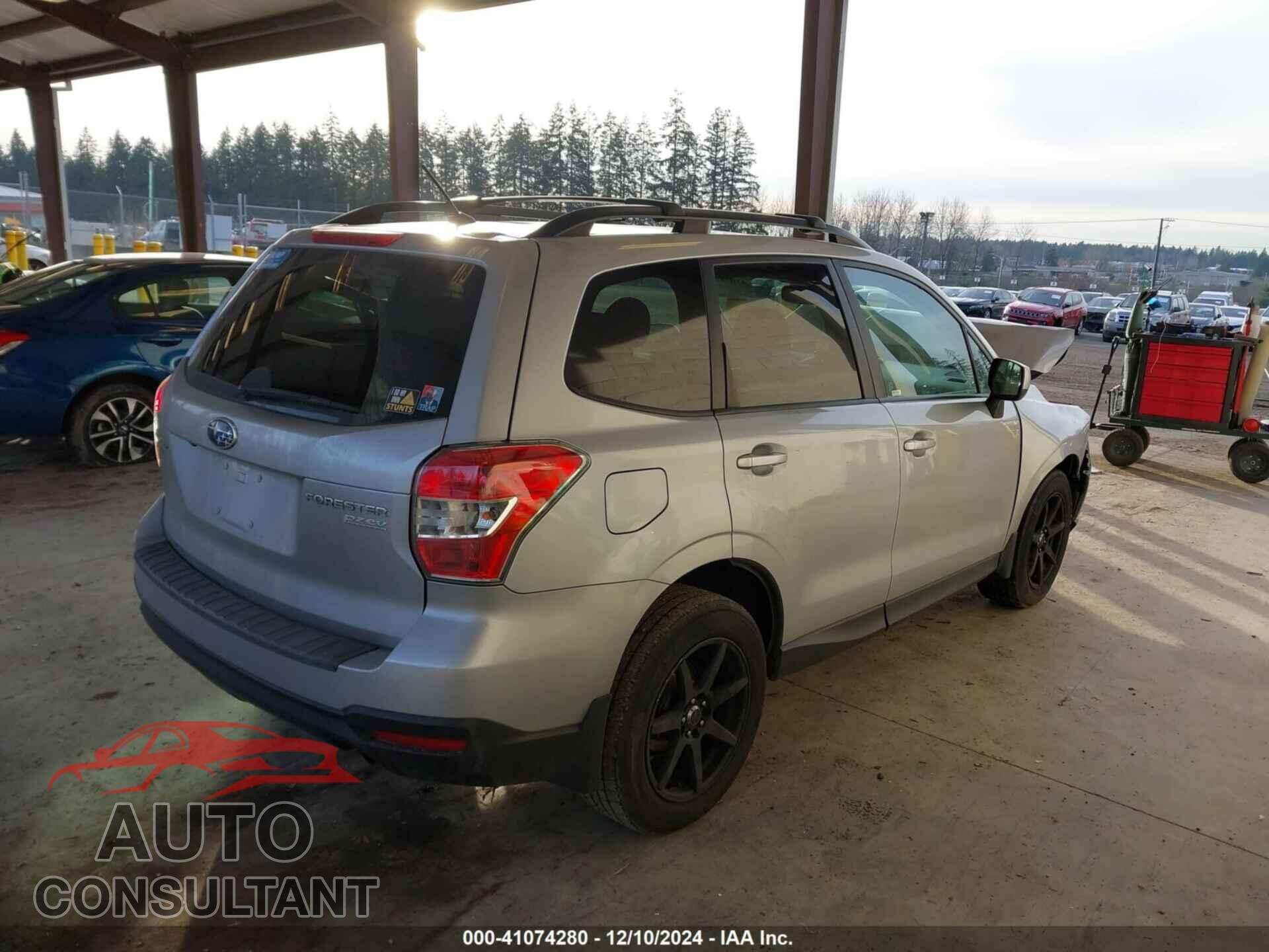 SUBARU FORESTER 2014 - JF2SJAEC1EH528946