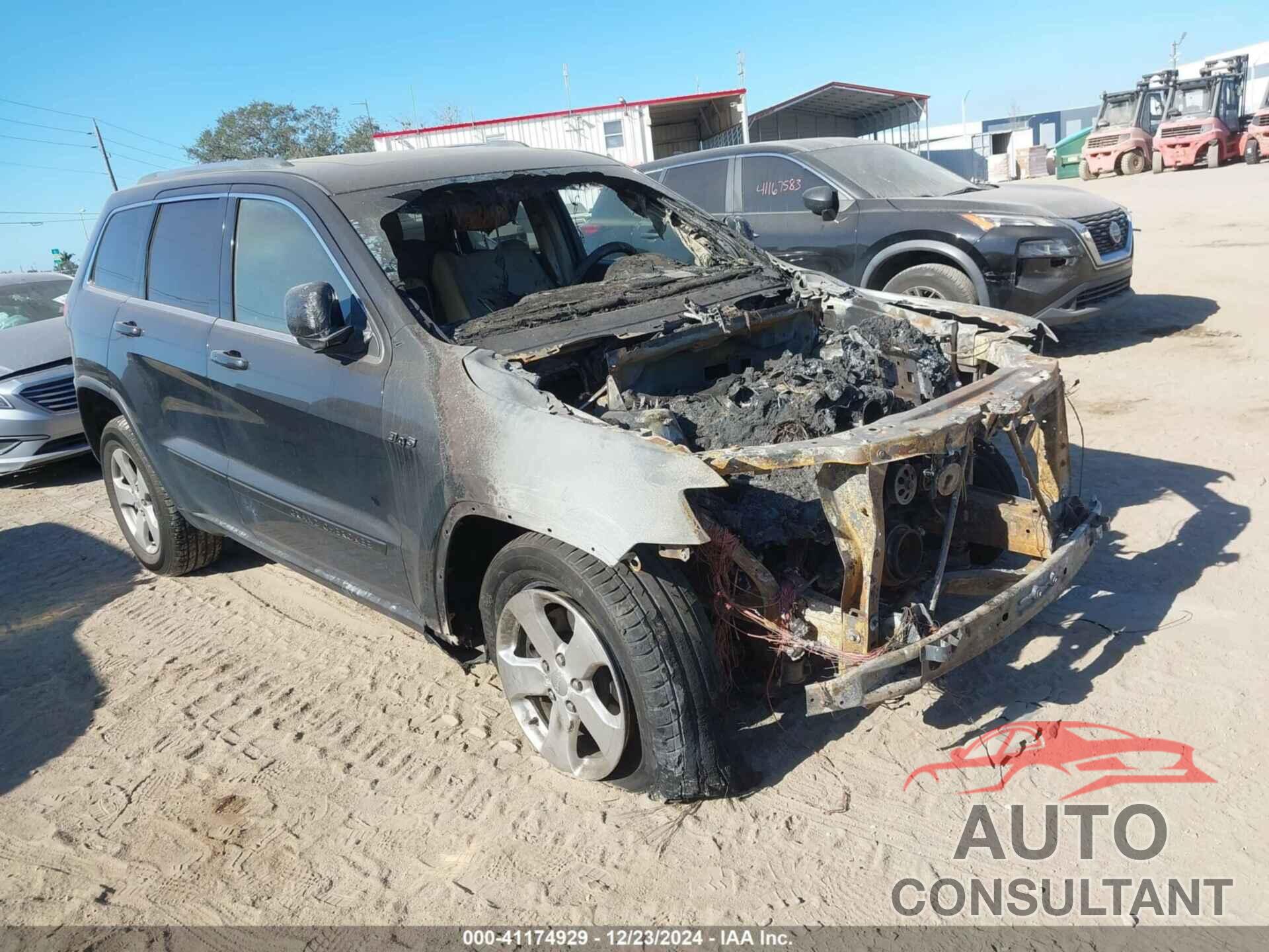 JEEP GRAND CHEROKEE 2013 - 1C4RJFBTXDC575676