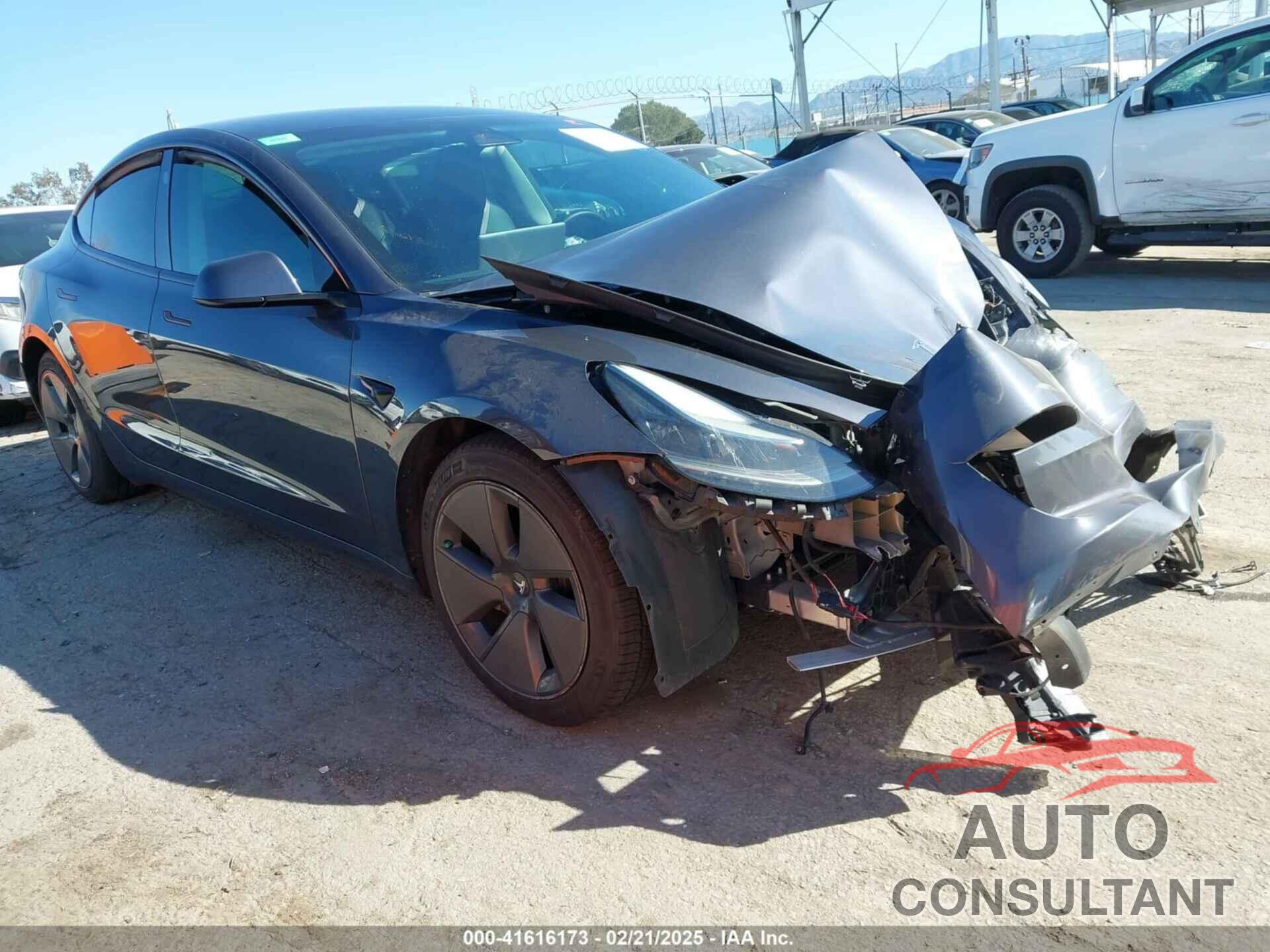 TESLA MODEL 3 2023 - 5YJ3E1EA8PF431977