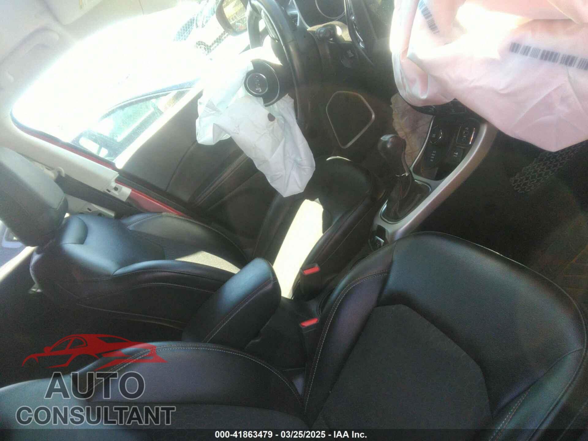 JEEP COMPASS 2018 - 3C4NJDBB2JT135946