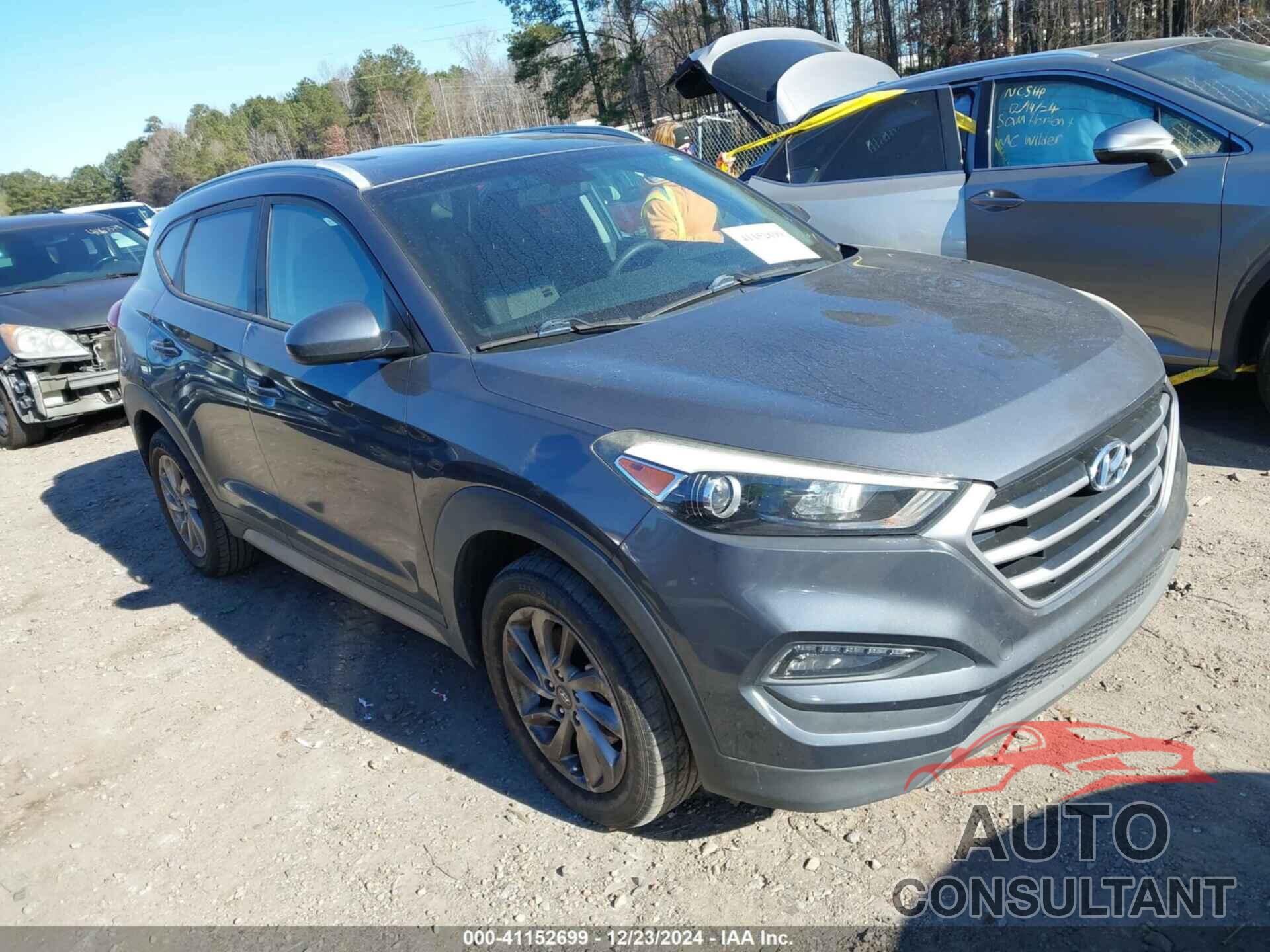 HYUNDAI TUCSON 2017 - KM8J33A42HU394048