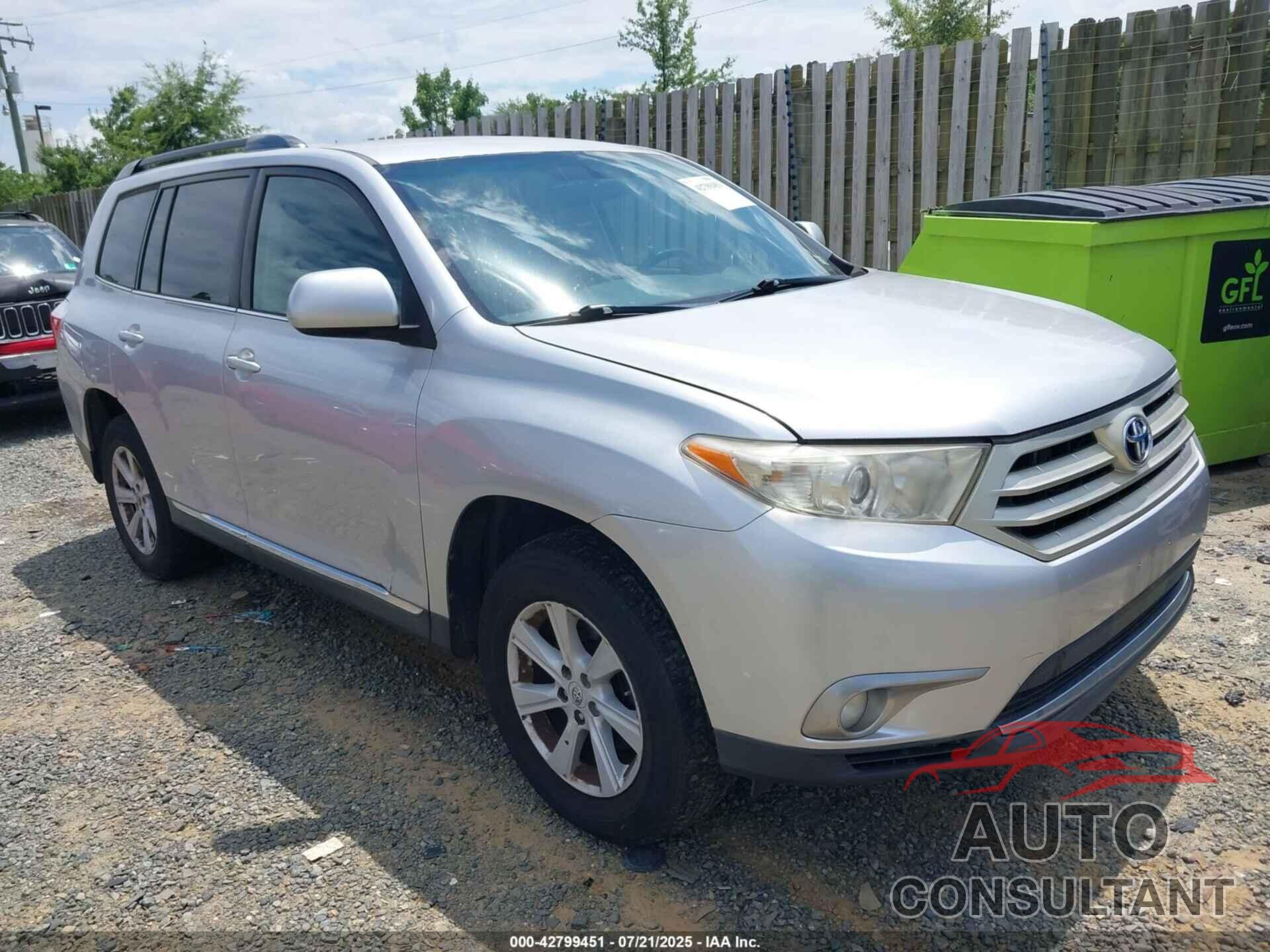TOYOTA HIGHLANDER 2012 - 5TDBK3EH9CS102658
