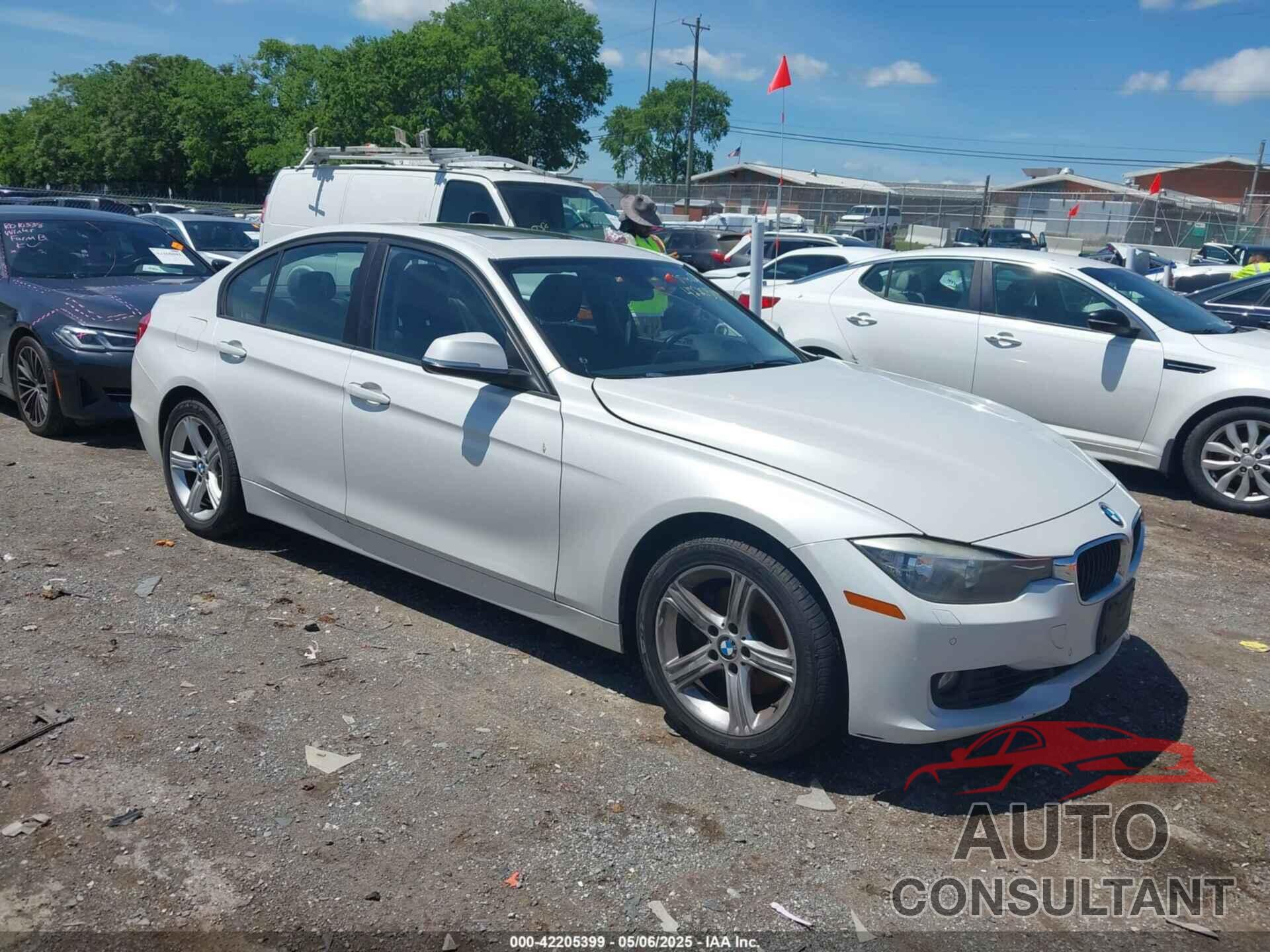 BMW 328I 2013 - WBA3B5G55DNS04935