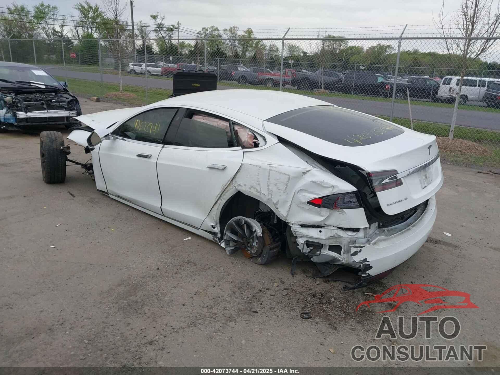TESLA MODEL S 2017 - 5YJSA1E24HF195488