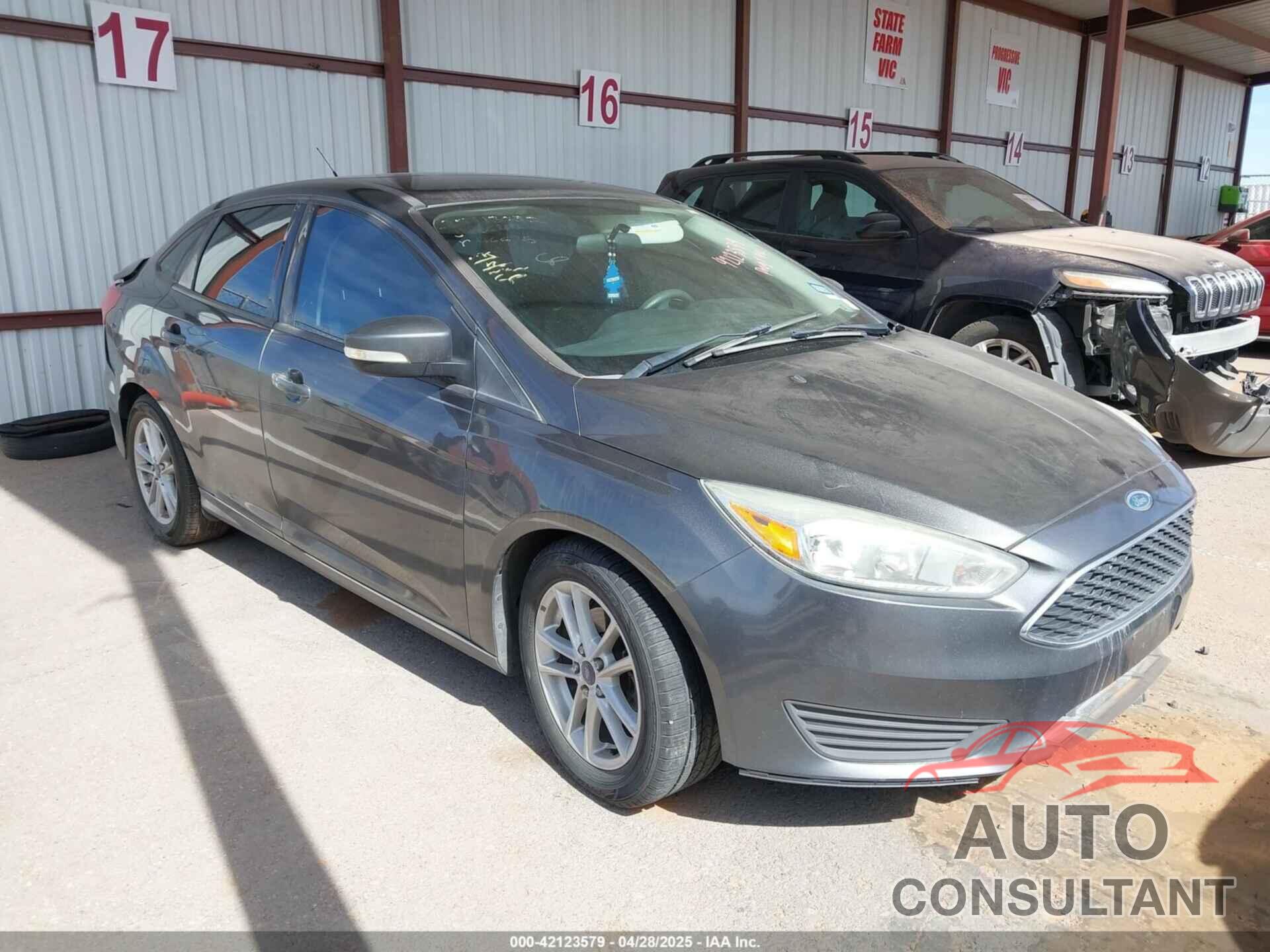 FORD FOCUS 2015 - 1FADP3F27FL374531