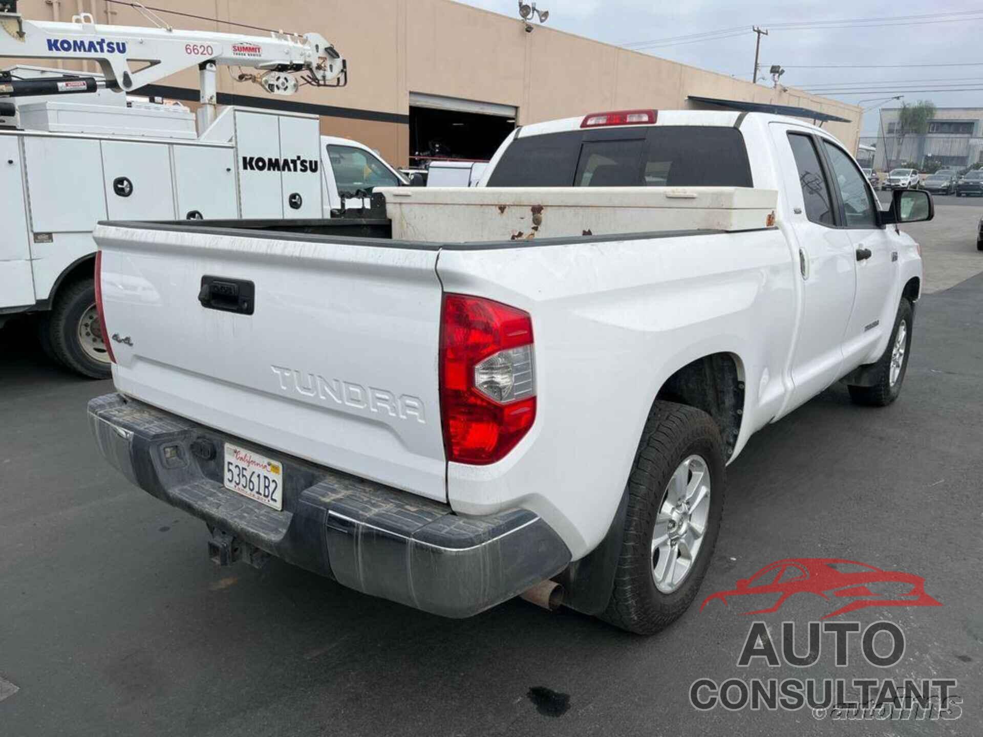 TOYOTA TUNDRA 2014 - 5TFUW5F13EX399031