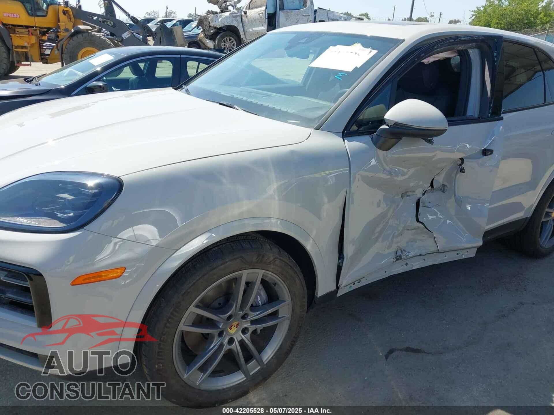 PORSCHE CAYENNE 2024 - WP1AA2AY5RDA02624