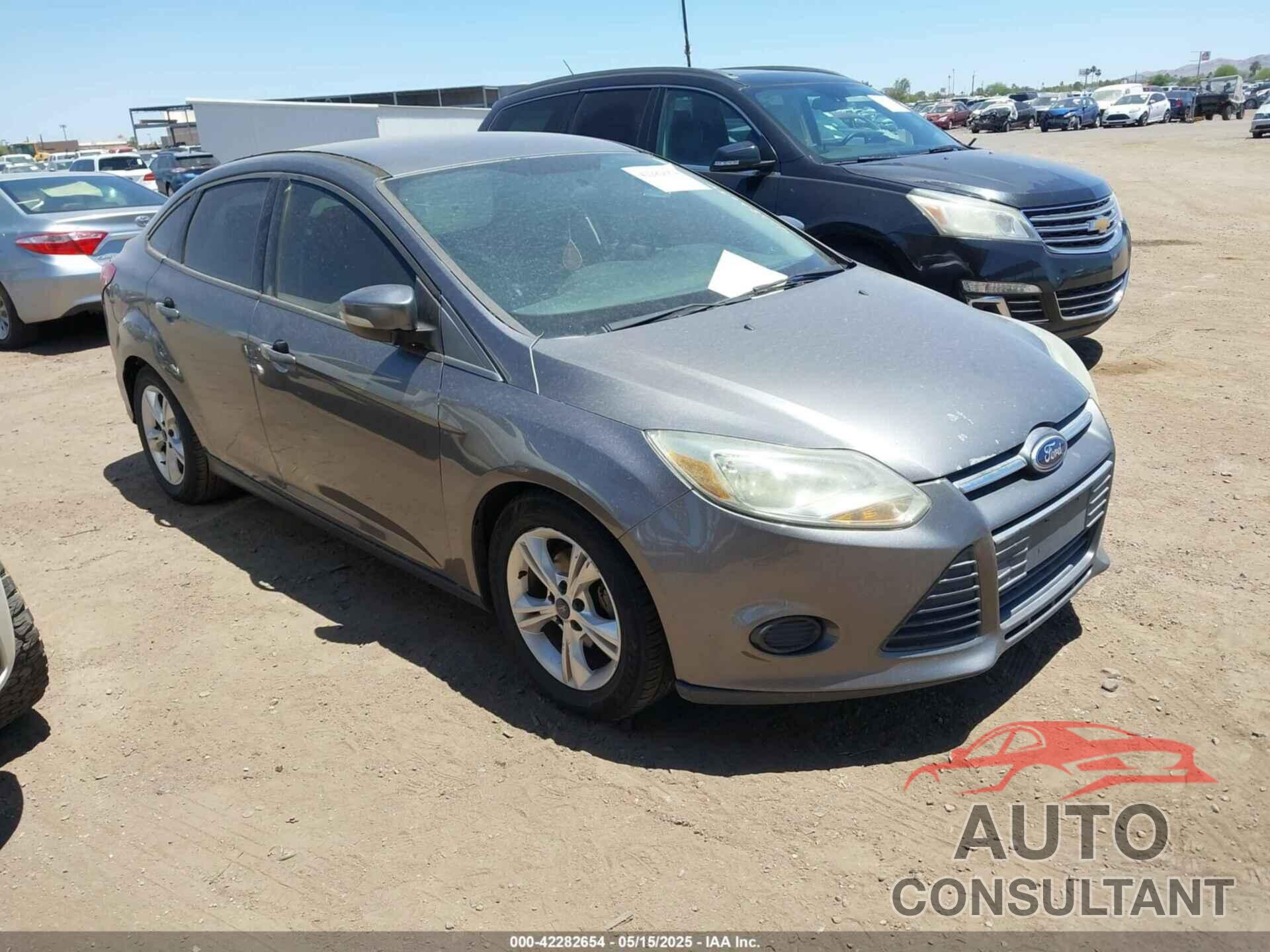 FORD FOCUS 2014 - 1FADP3F24EL230143