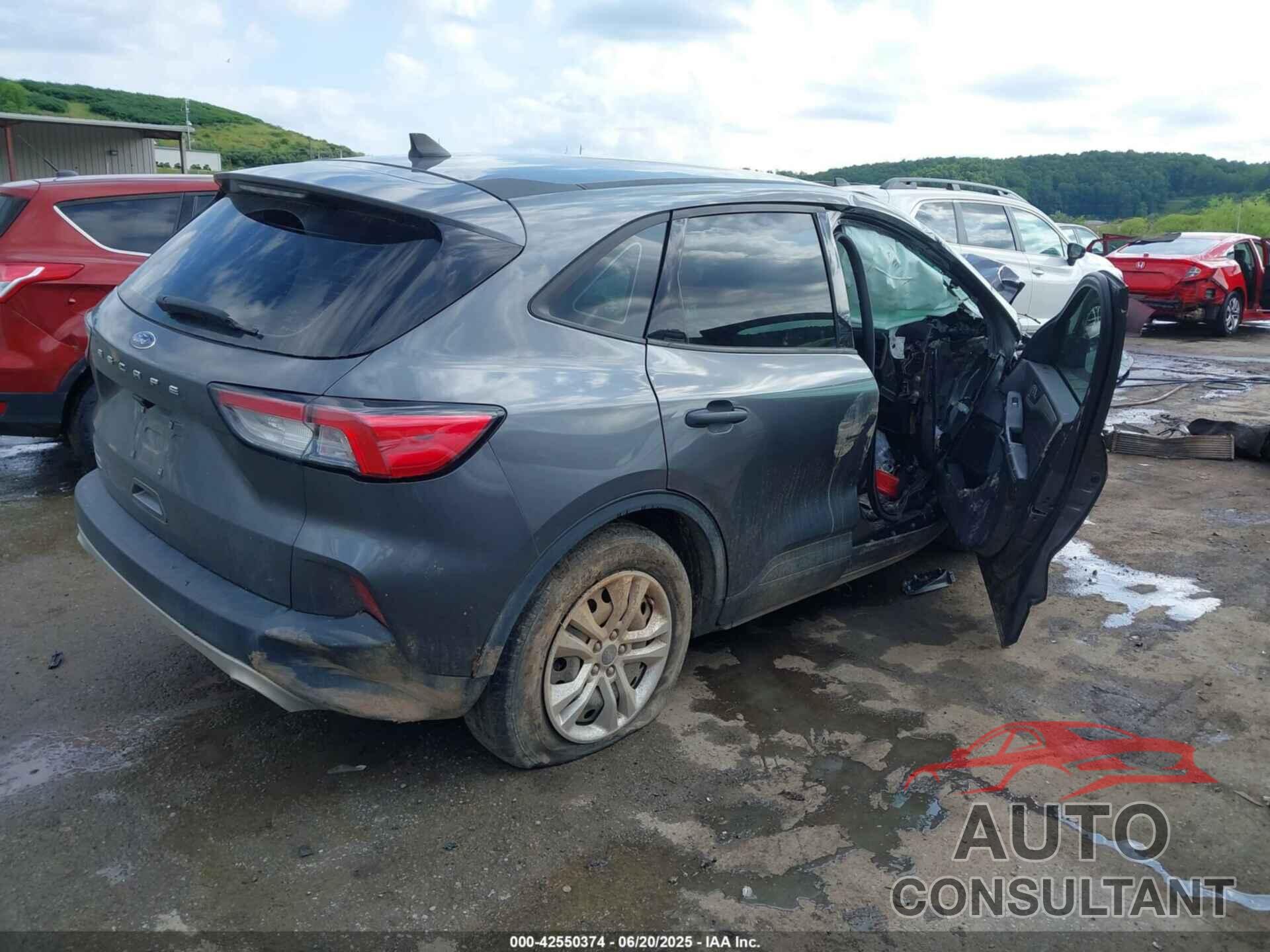FORD ESCAPE 2021 - 1FMCU0F68MUA31746