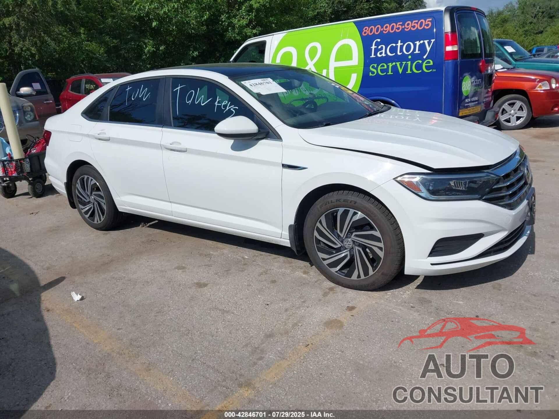 VOLKSWAGEN JETTA 2021 - 3VWE57BU2MM002915