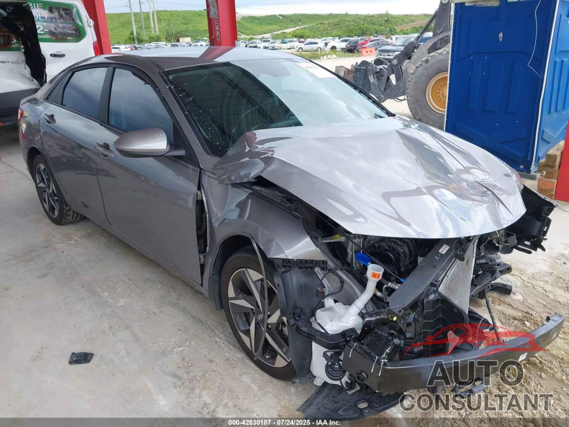 HYUNDAI ELANTRA 2023 - KMHLS4AG3PU550835