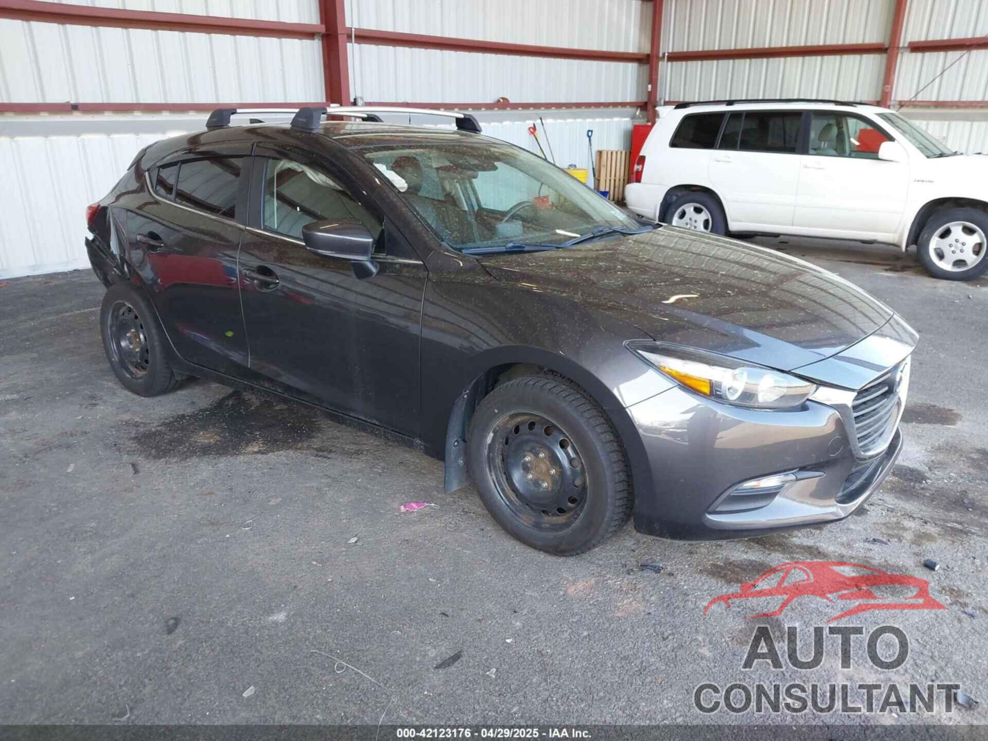 MAZDA MAZDA3 2018 - 3MZBN1L35JM229453