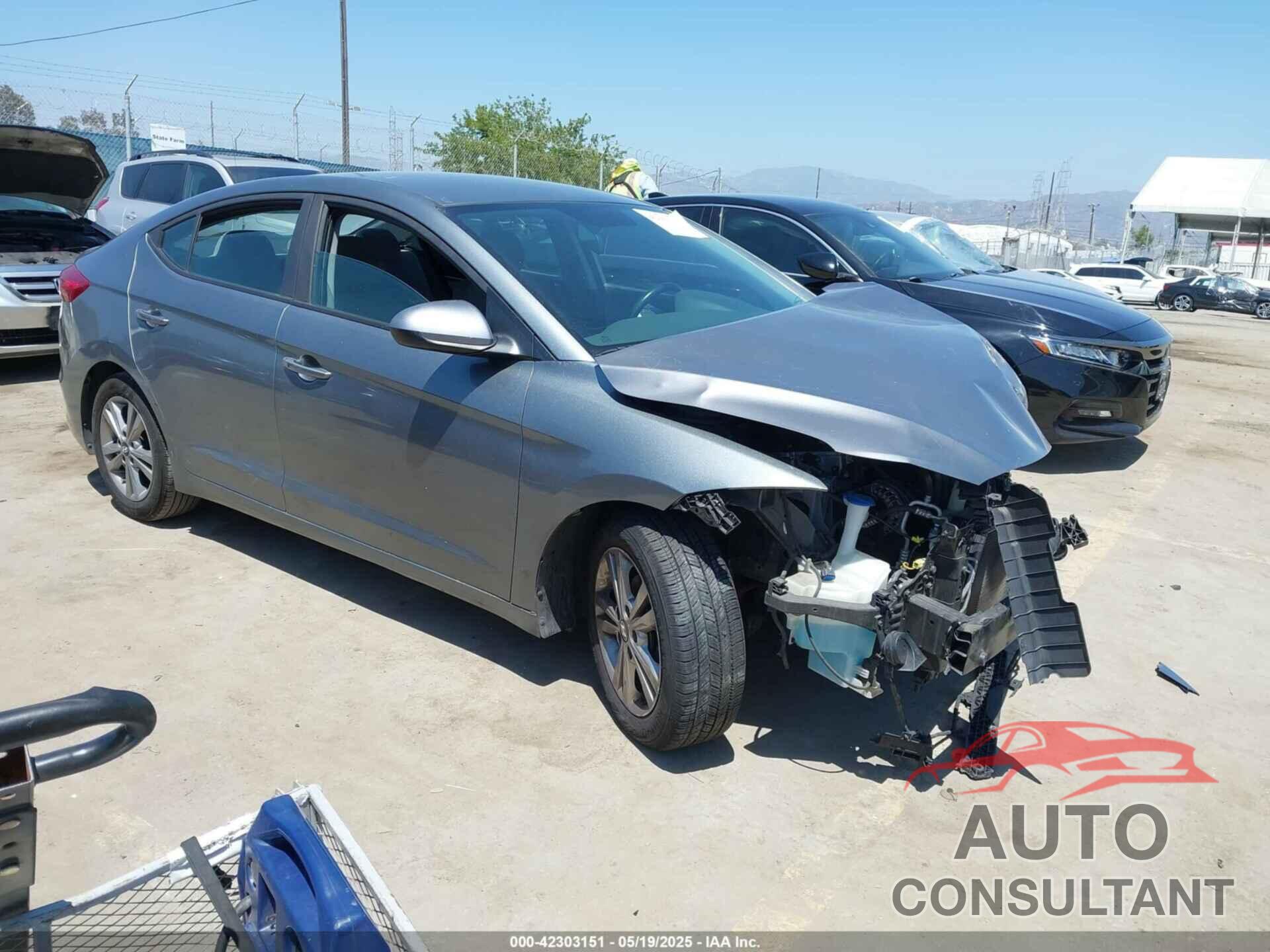 HYUNDAI ELANTRA 2017 - KMHD84LF9HU225664